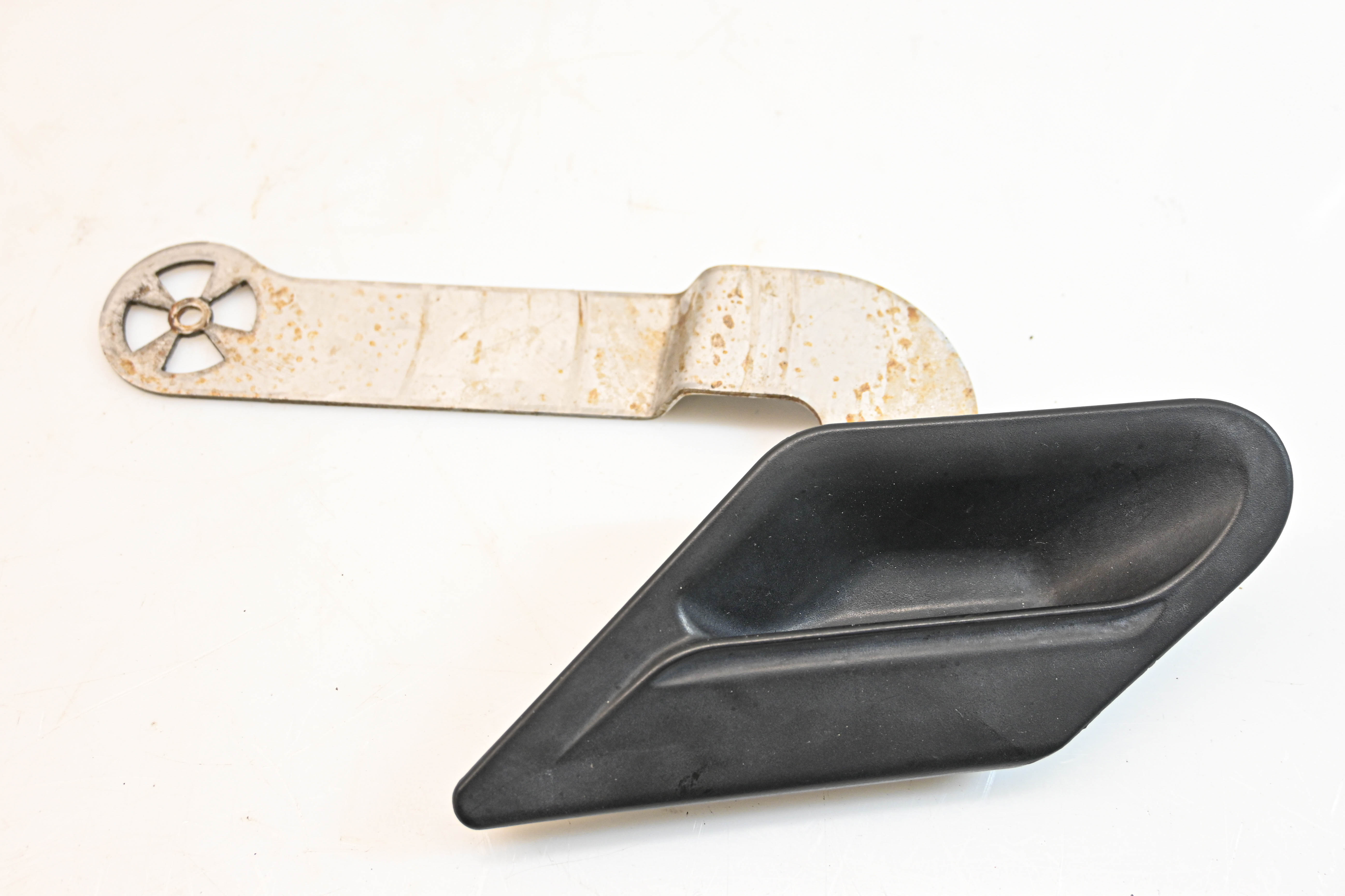 03 Sea-Doo GTX DI Reverse Lever