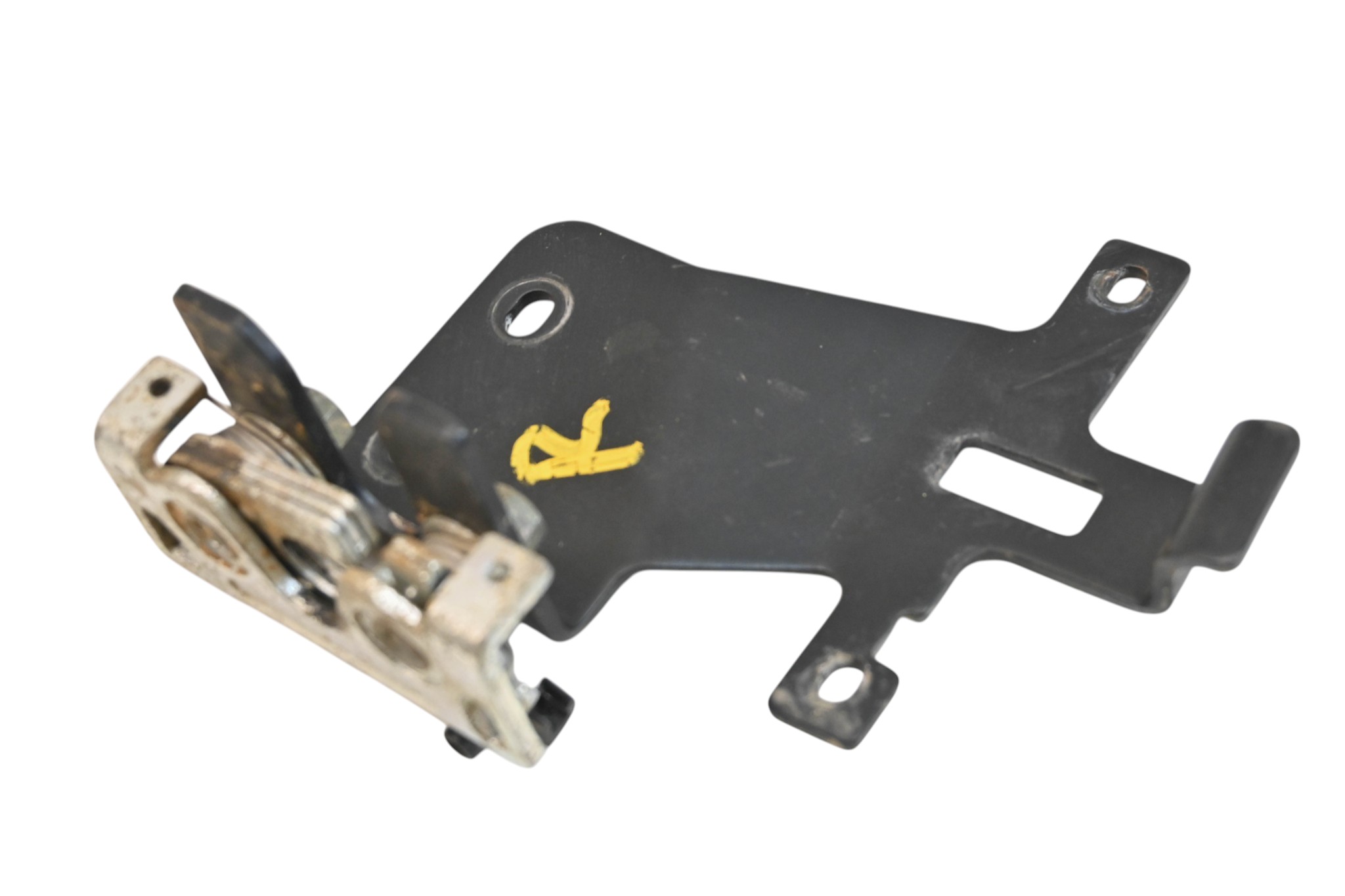 19 Polaris General 1000 EPS Right Side Door Latch & Bracket