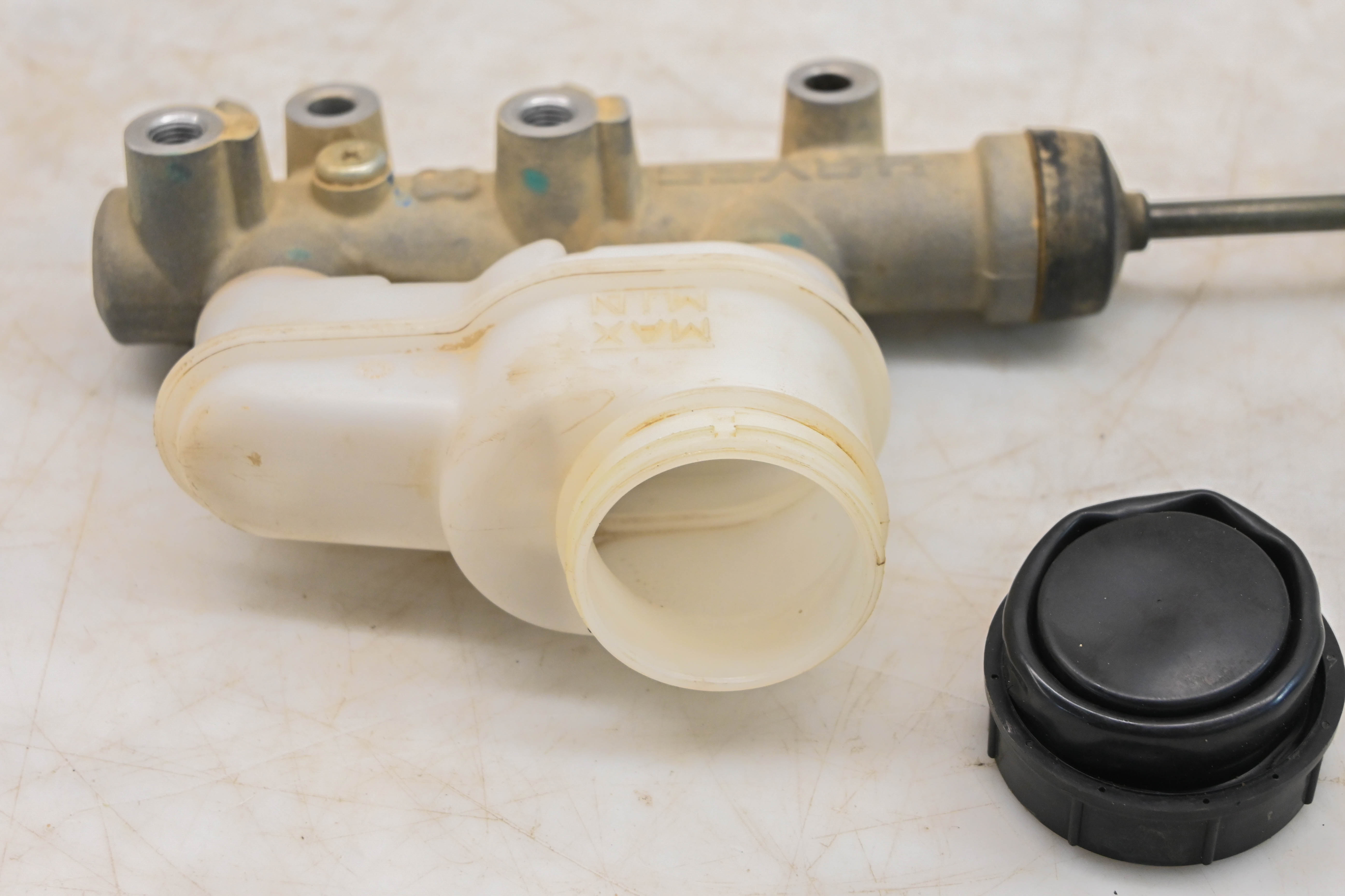 19 Polaris General 1000 EPS Brake Master Cylinder