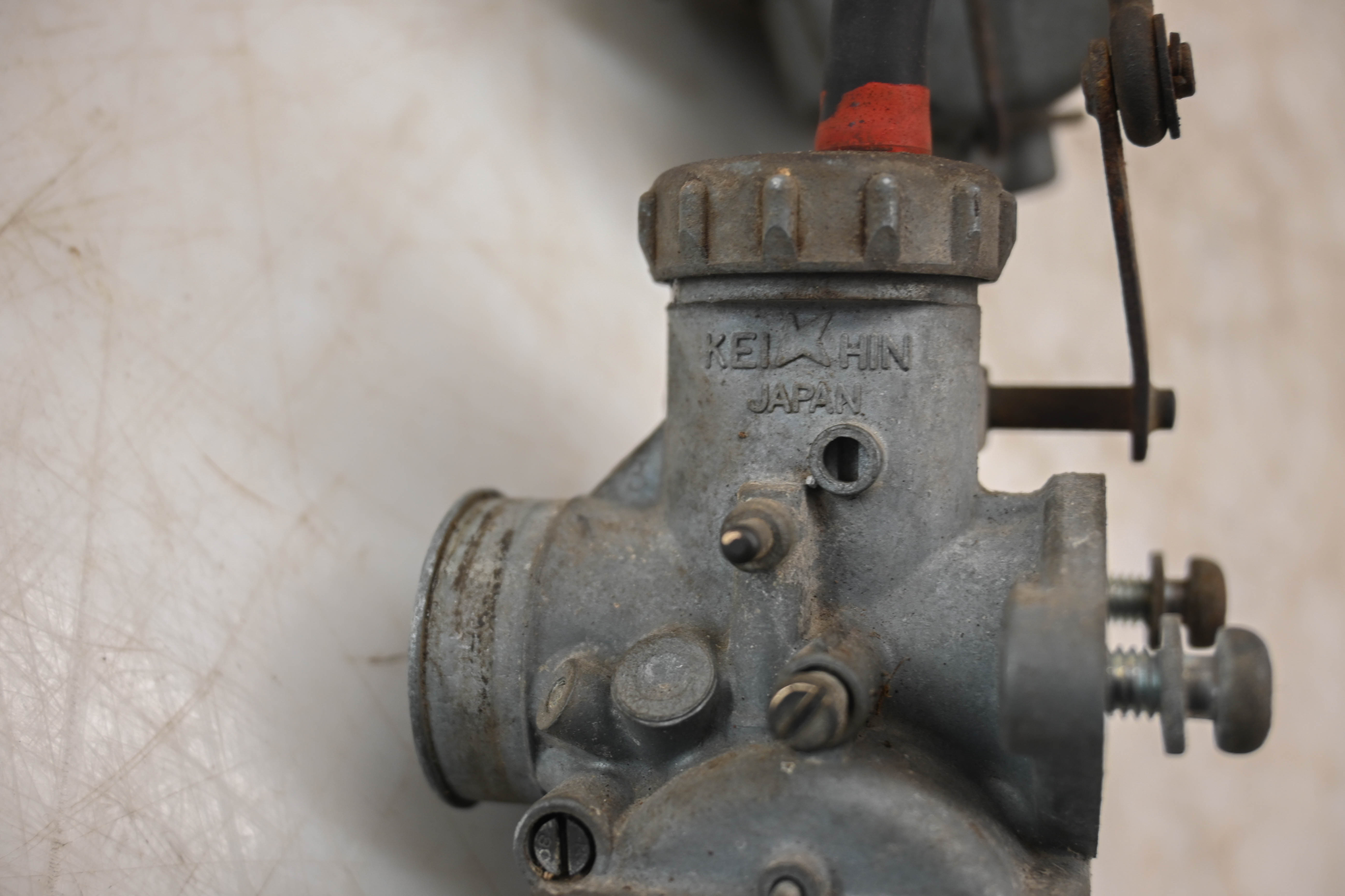 72 Honda CB175 Carburetors Carbs