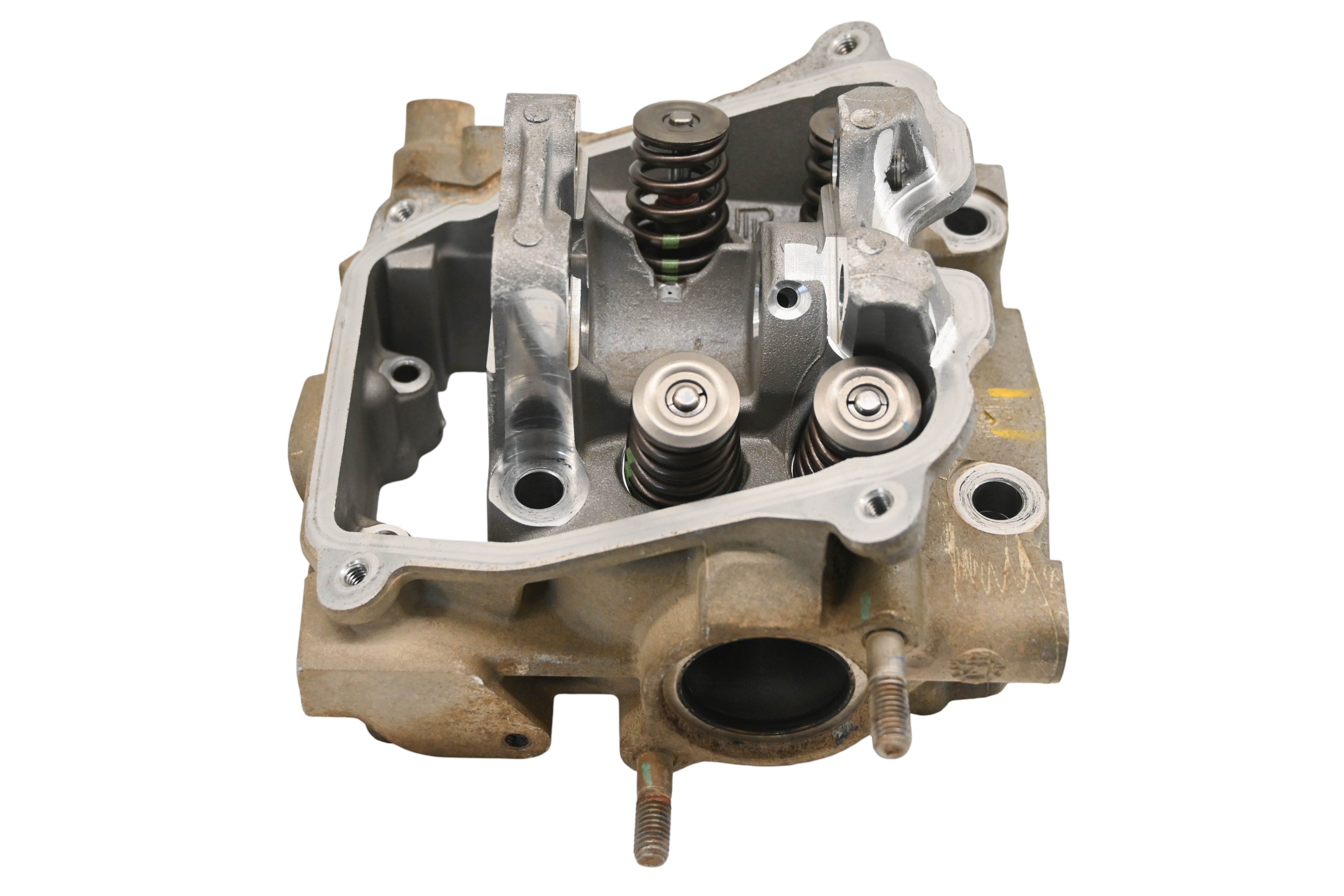 22 Can-Am Defender XT HD10 Cylinder Head Front Or Rear