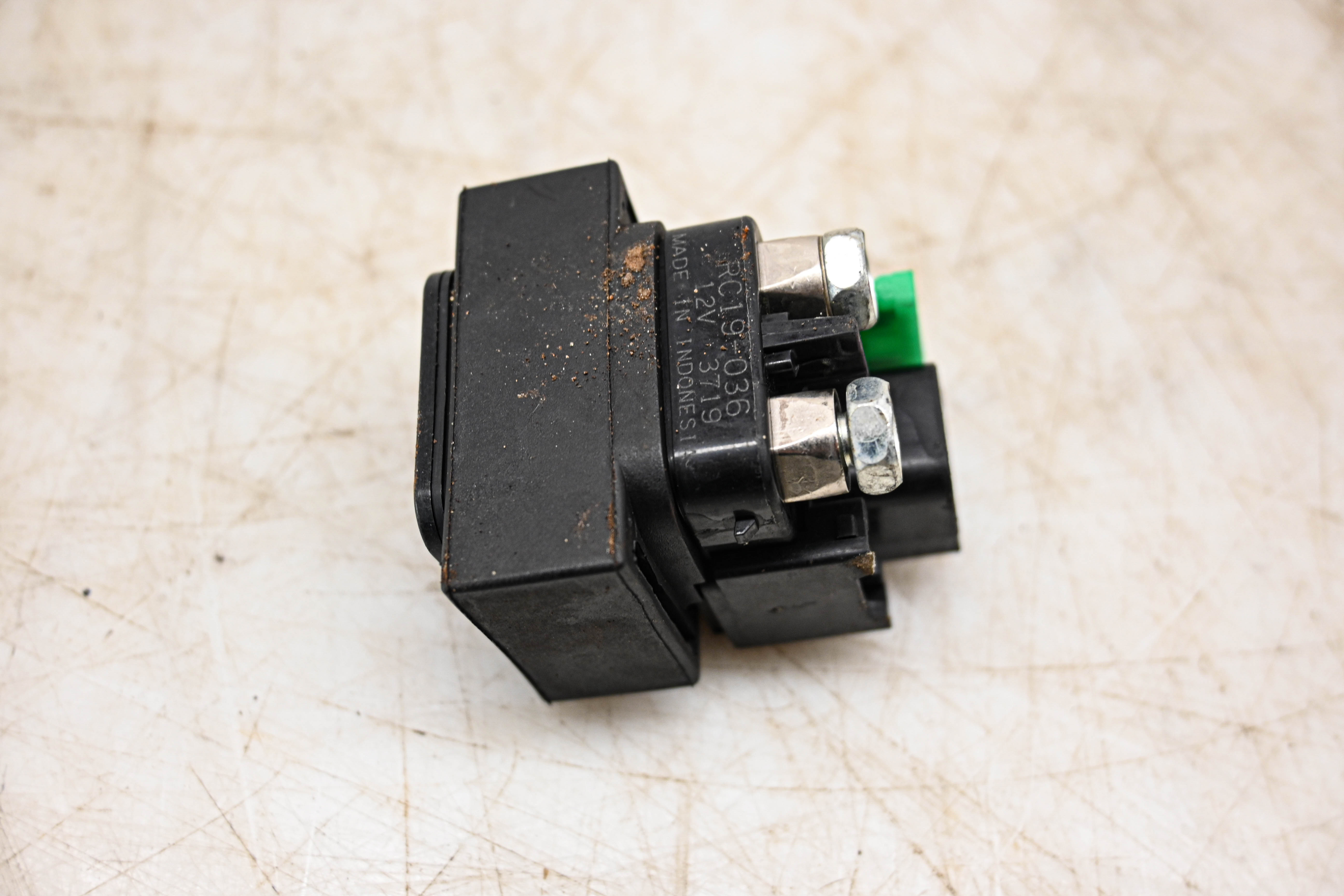 24 Suzuki GSX-R750 Starter Solenoid