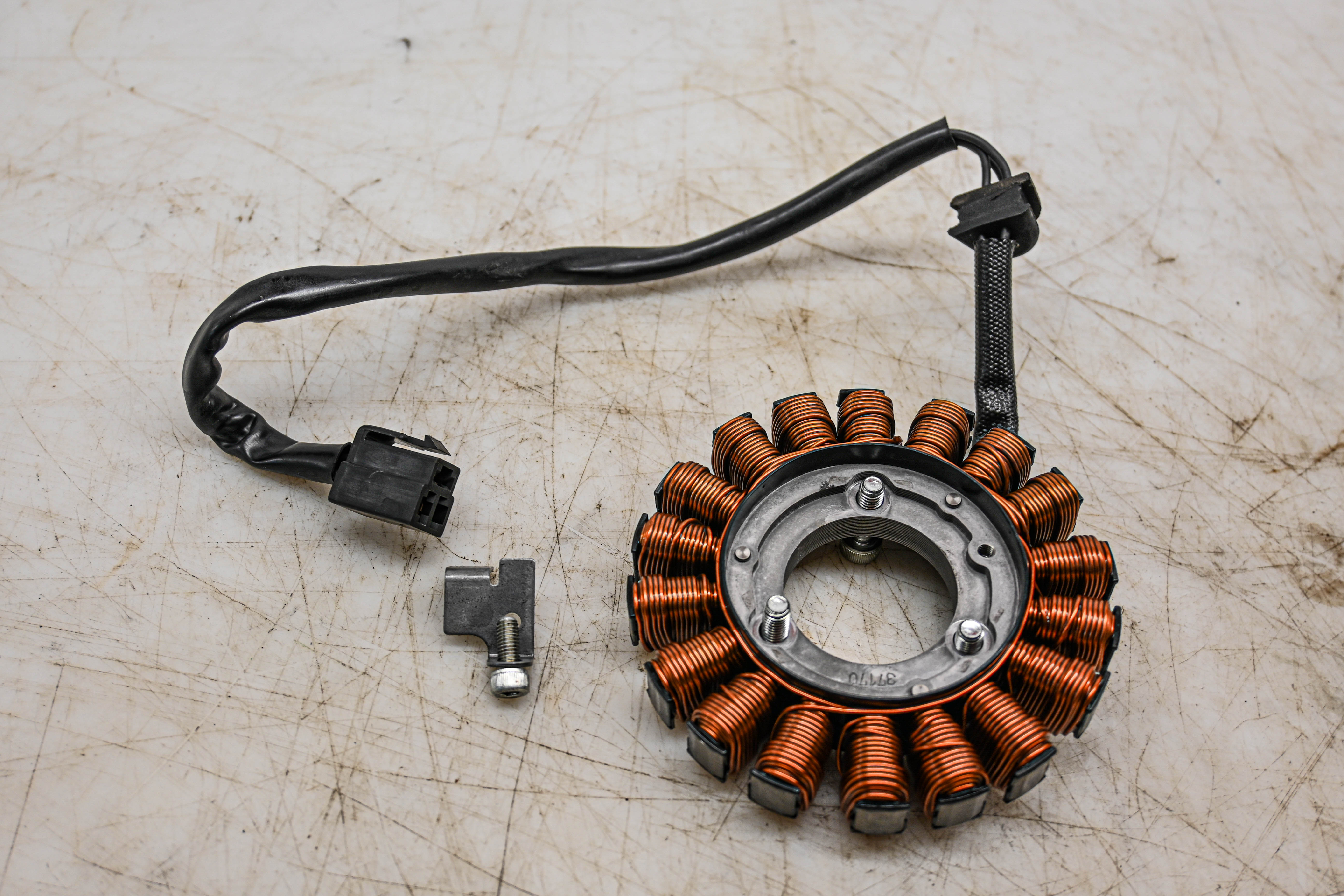 24 Suzuki GSX-R750 Stator