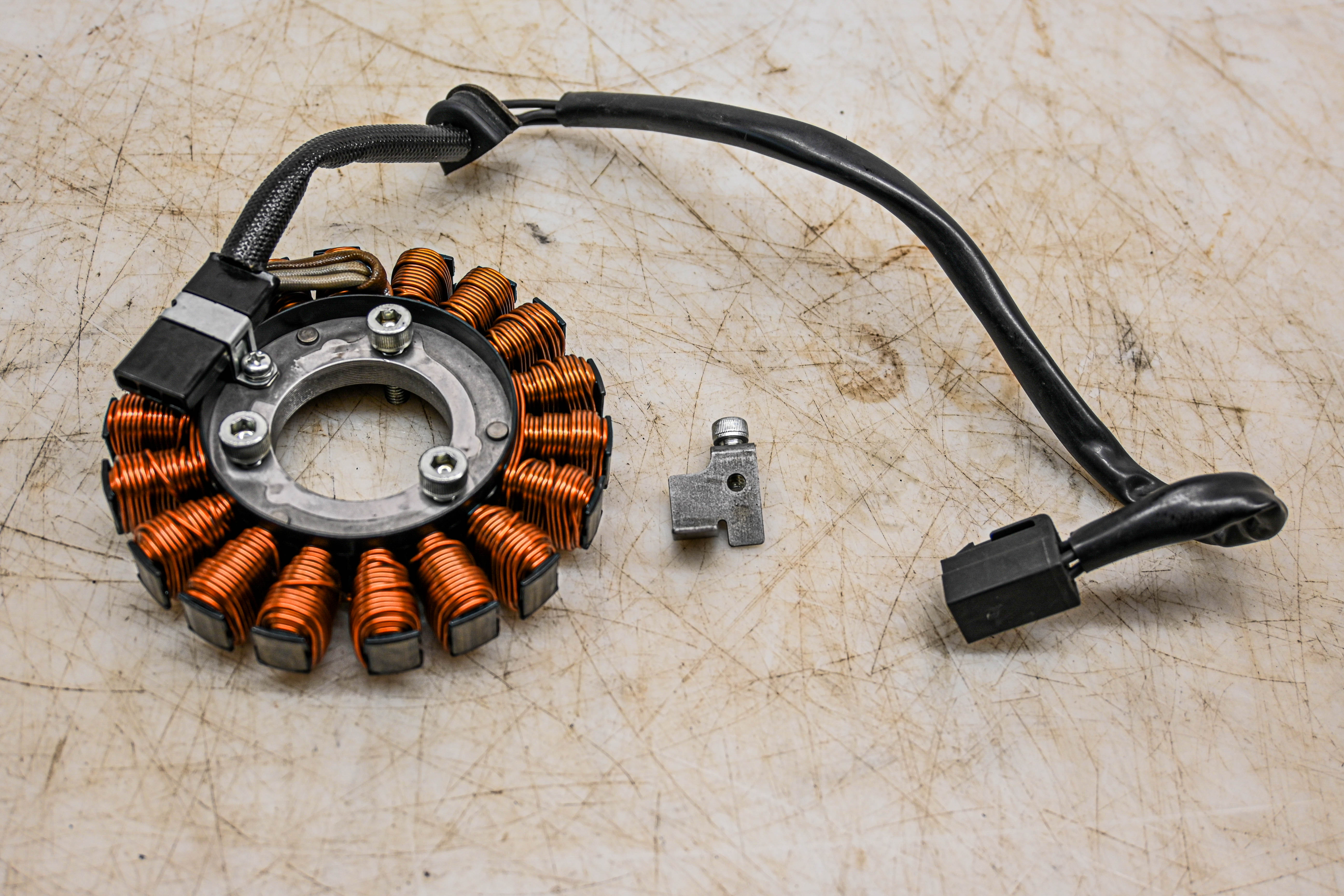 24 Suzuki GSX-R750 Stator