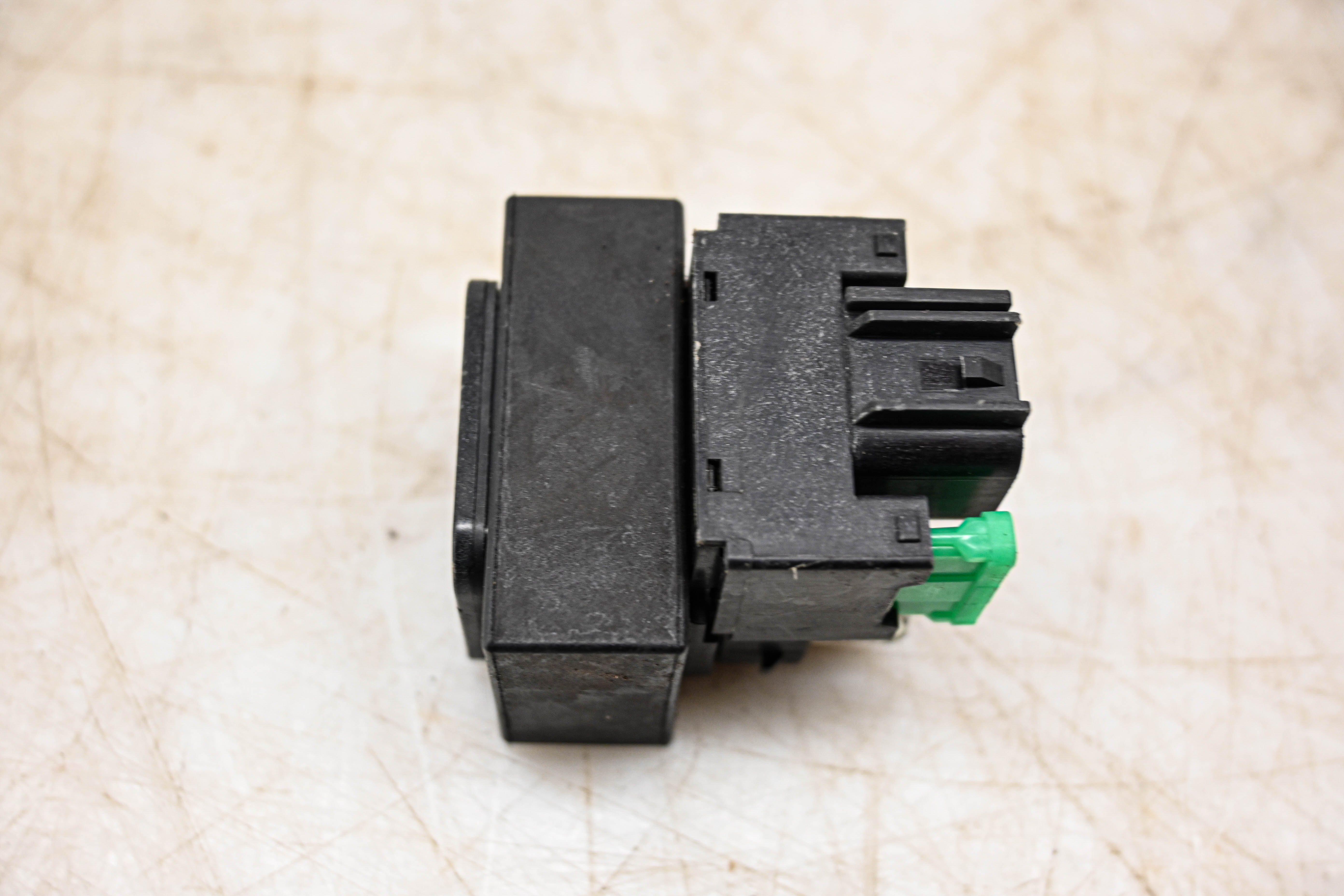 24 Suzuki GSX-R750 Starter Solenoid