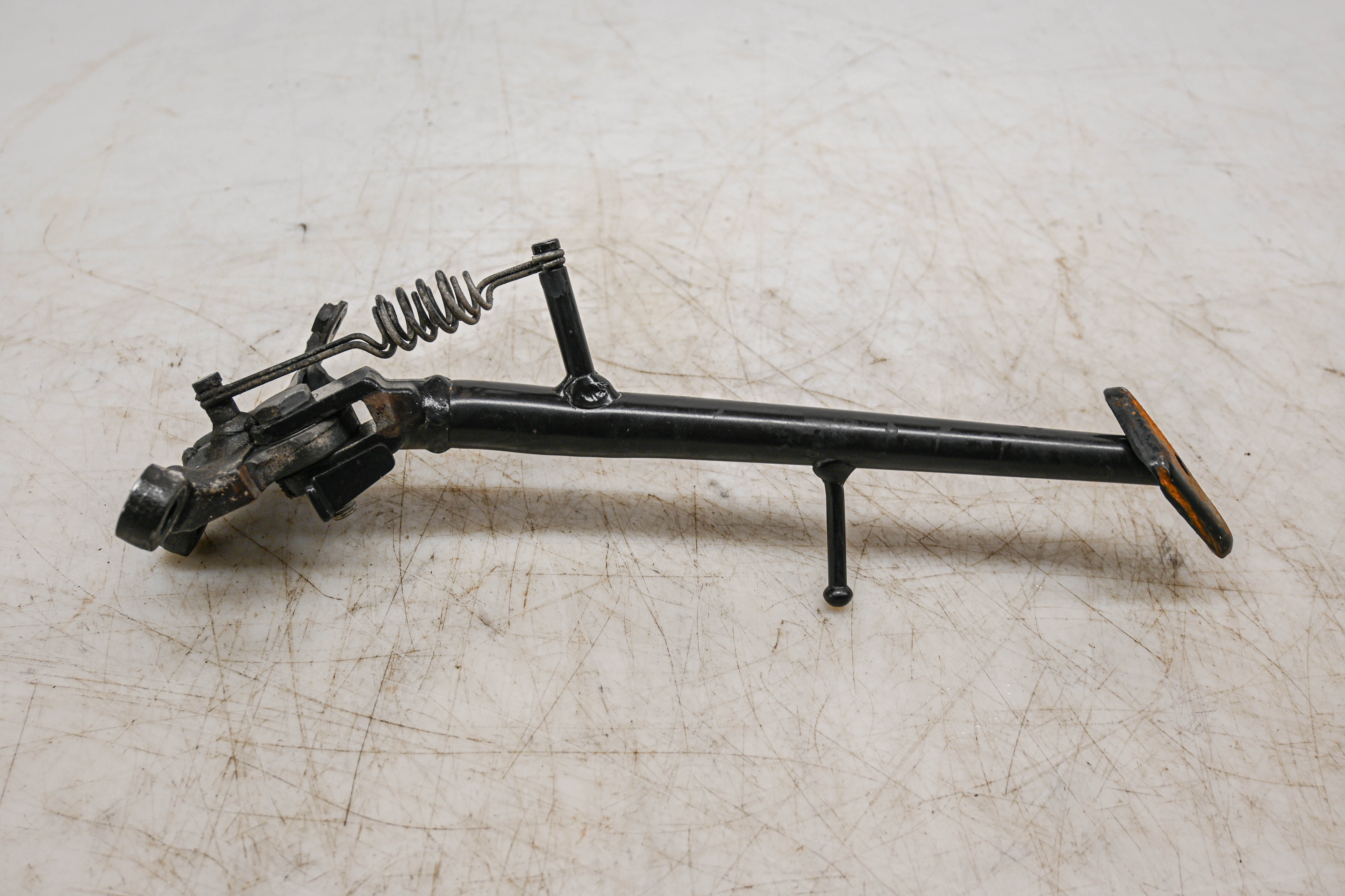 24 Suzuki GSX-R750 Kick Stand Lever