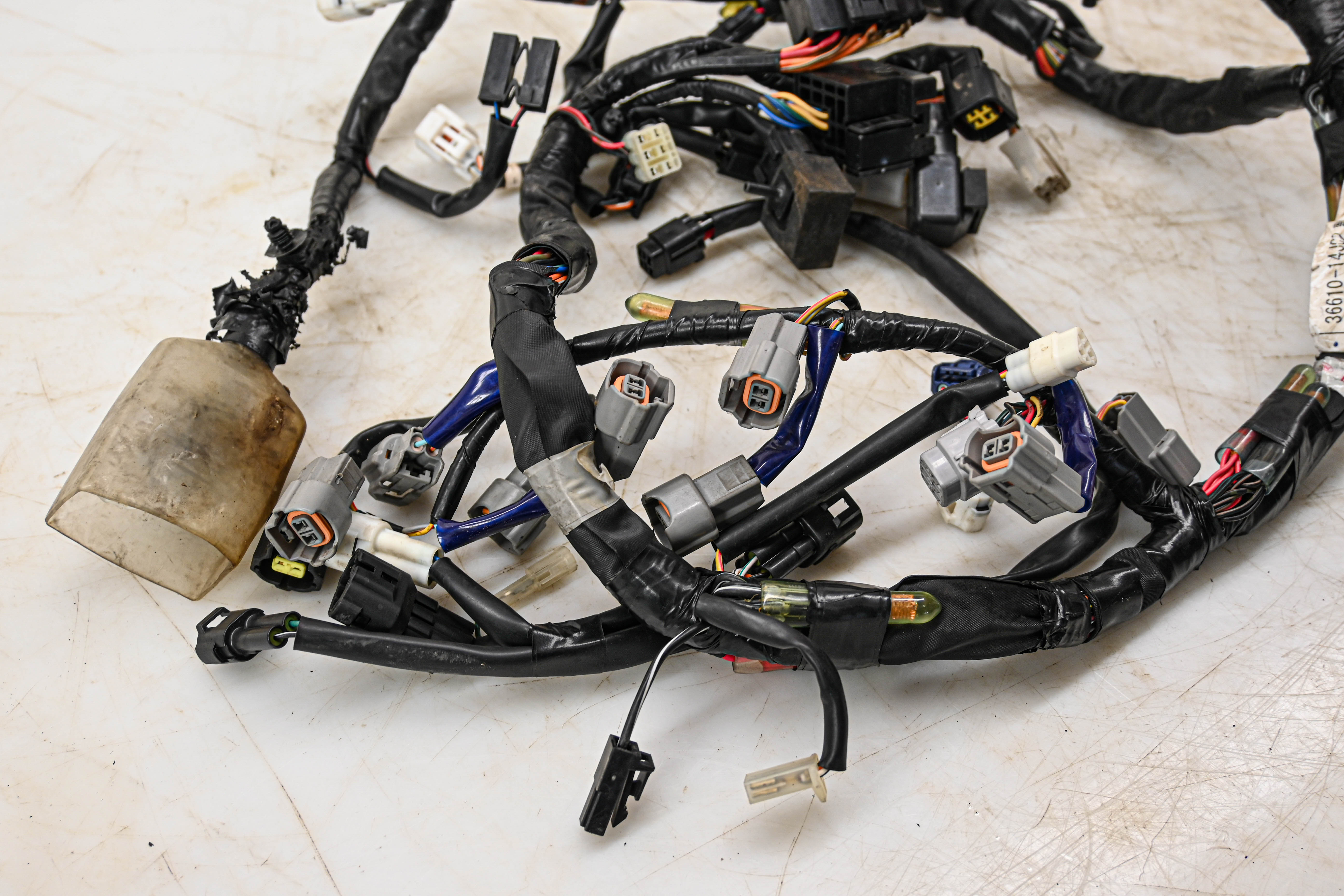 24 Suzuki GSX-R750 Main Wire Harness Electrical Wiring