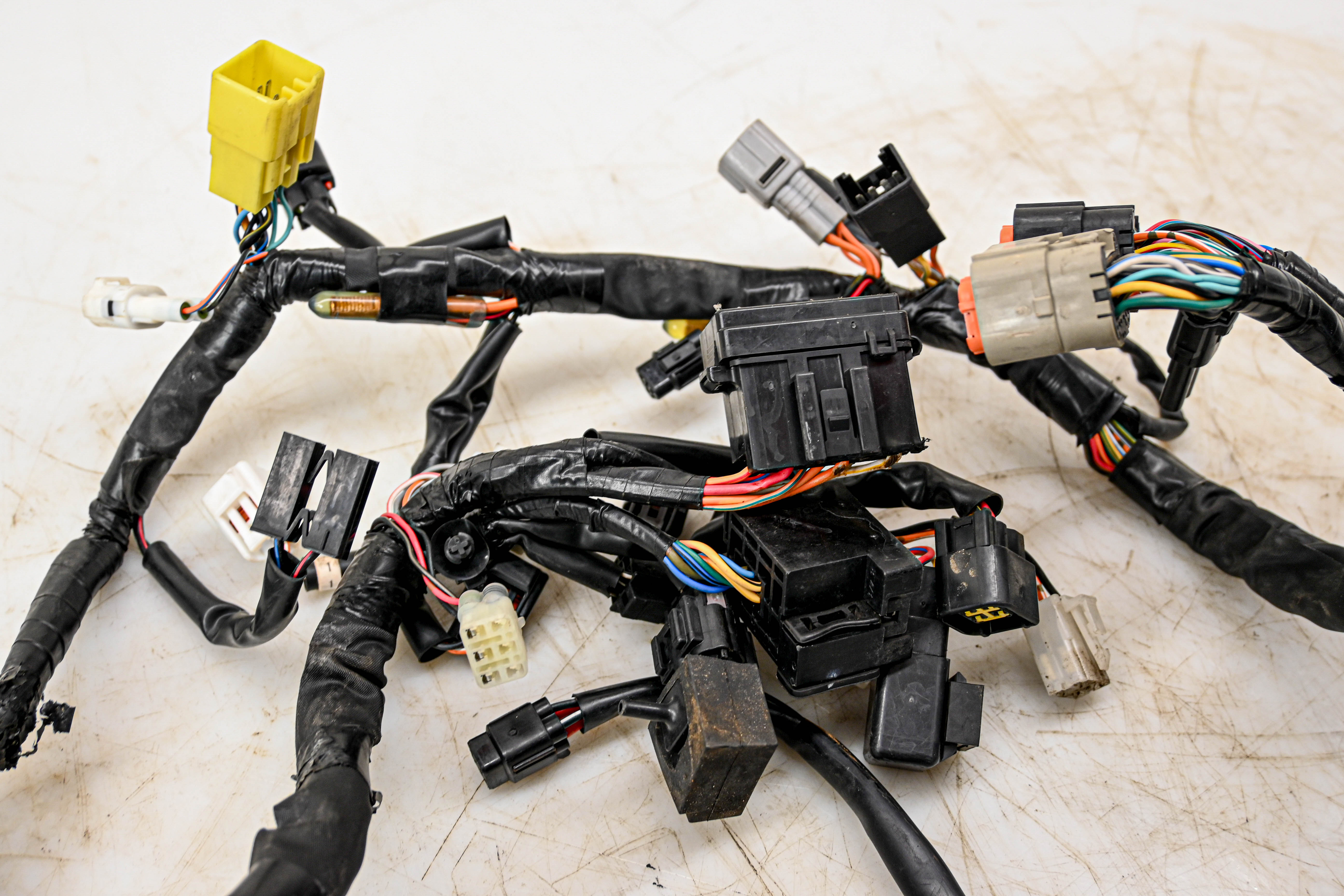 24 Suzuki GSX-R750 Main Wire Harness Electrical Wiring