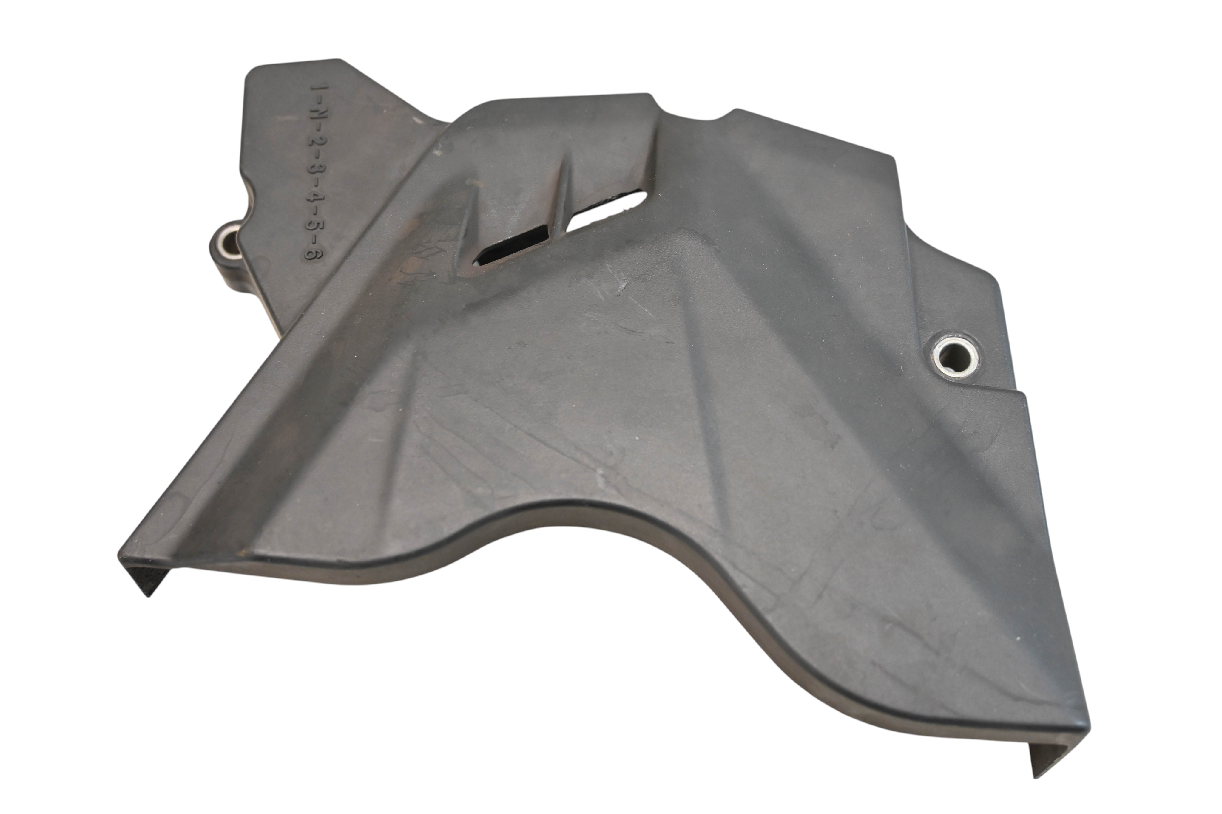 24 Yamaha YZF-R3 Chain Case Cover Guard
