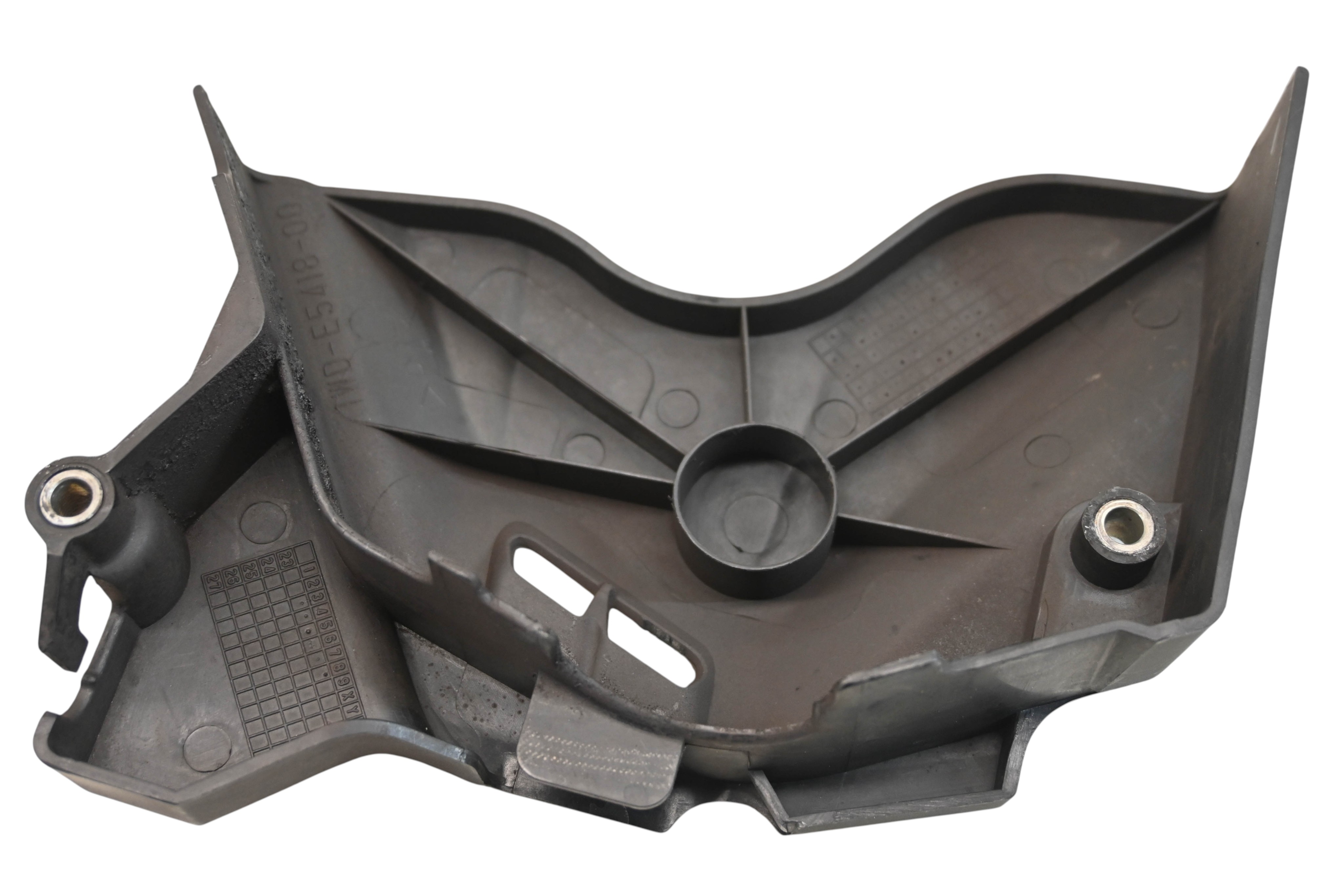 24 Yamaha YZF-R3 Chain Case Cover Guard