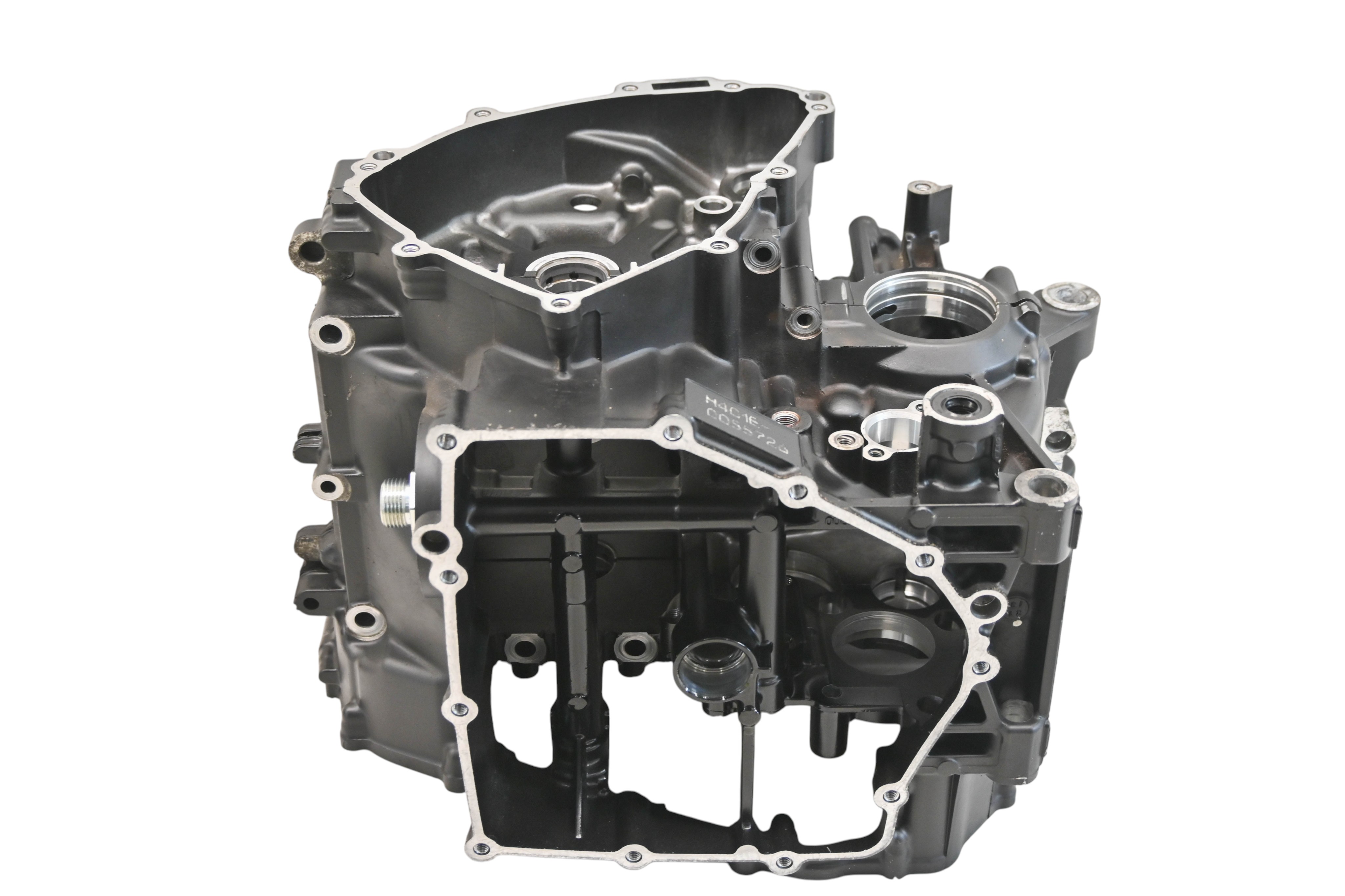 24 Yamaha YZF-R3 Crankcase Center Crank Case