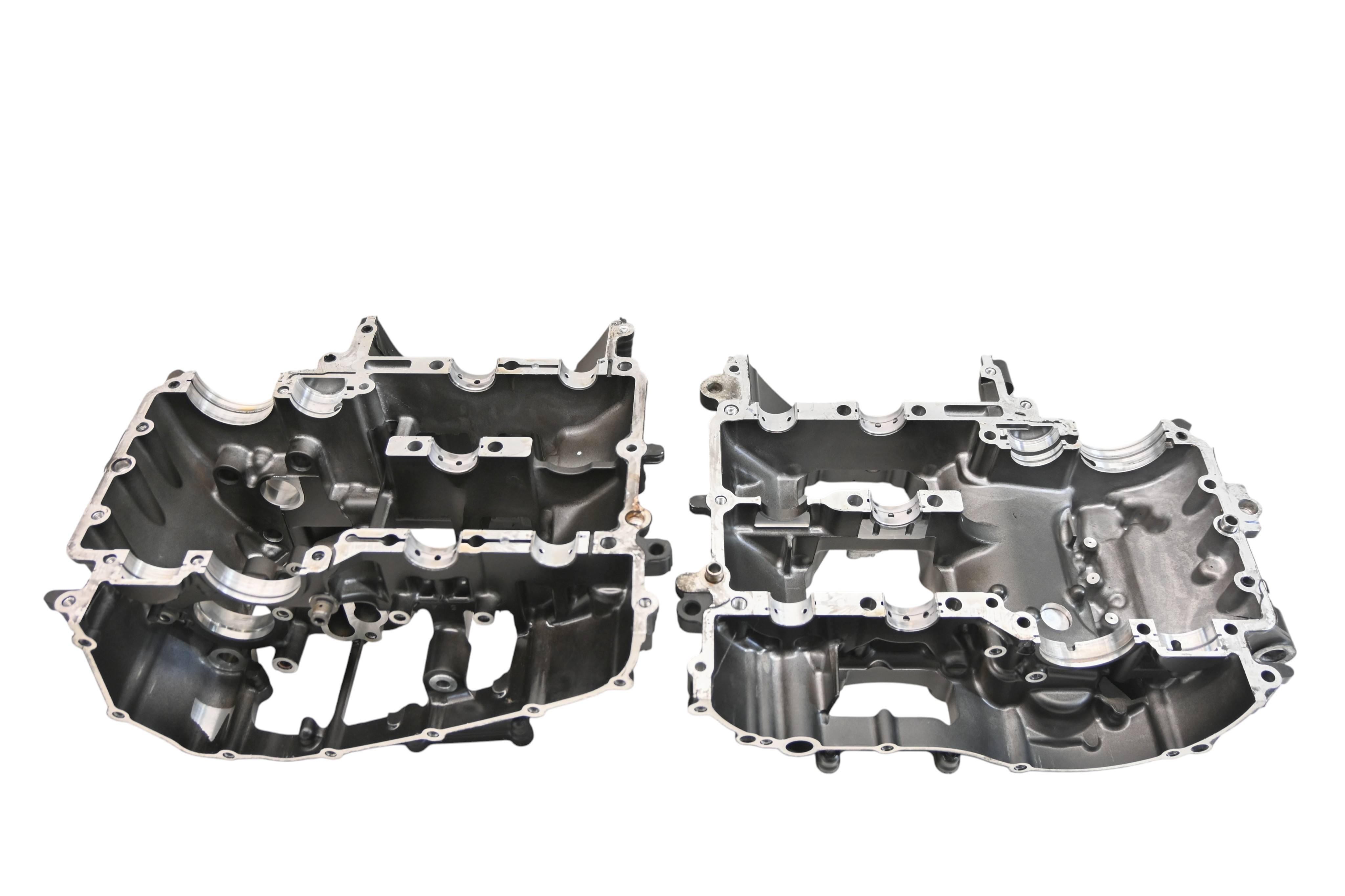 24 Yamaha YZF-R3 Crankcase Center Crank Case