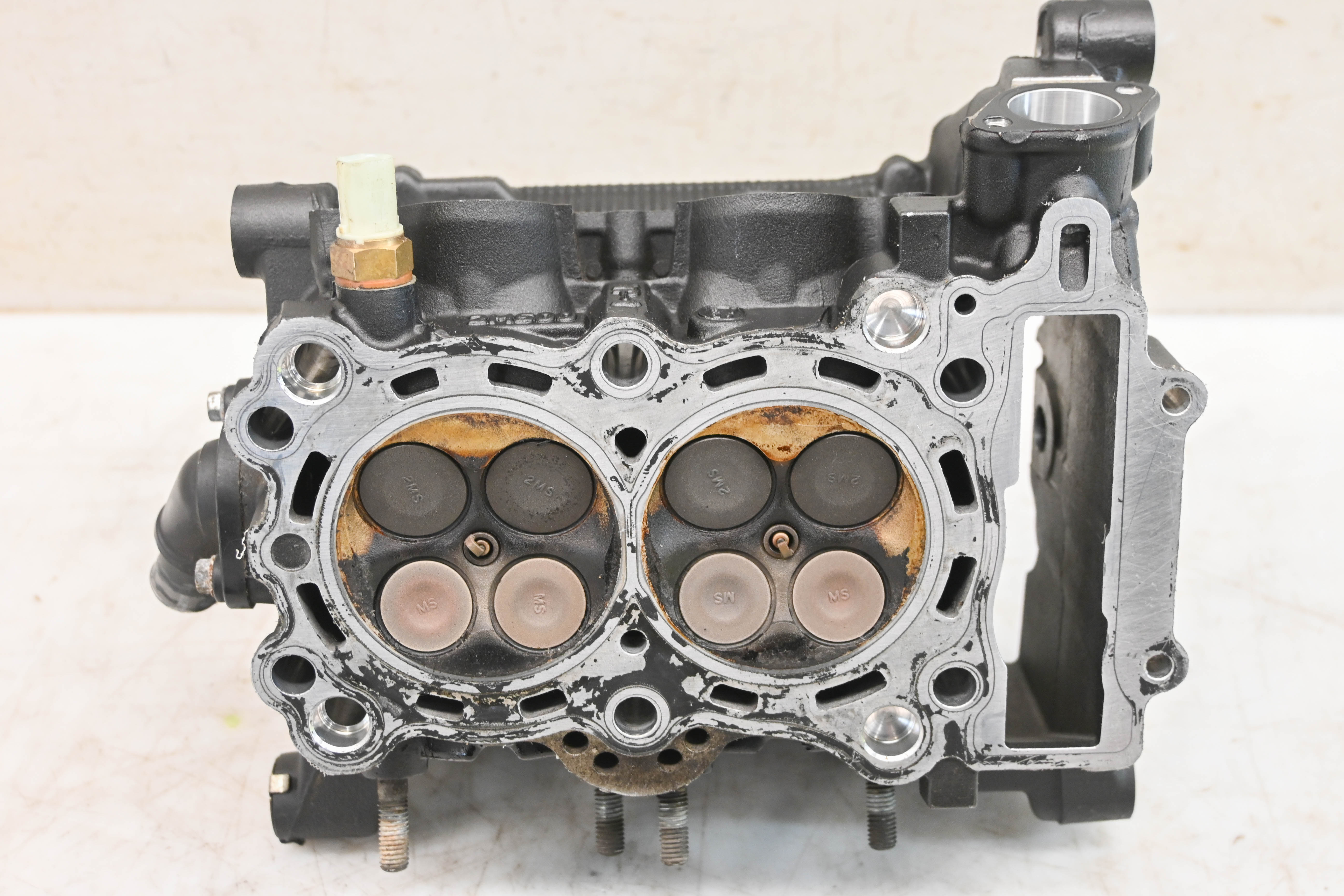 24 Yamaha YZF-R3 Cylinder Head