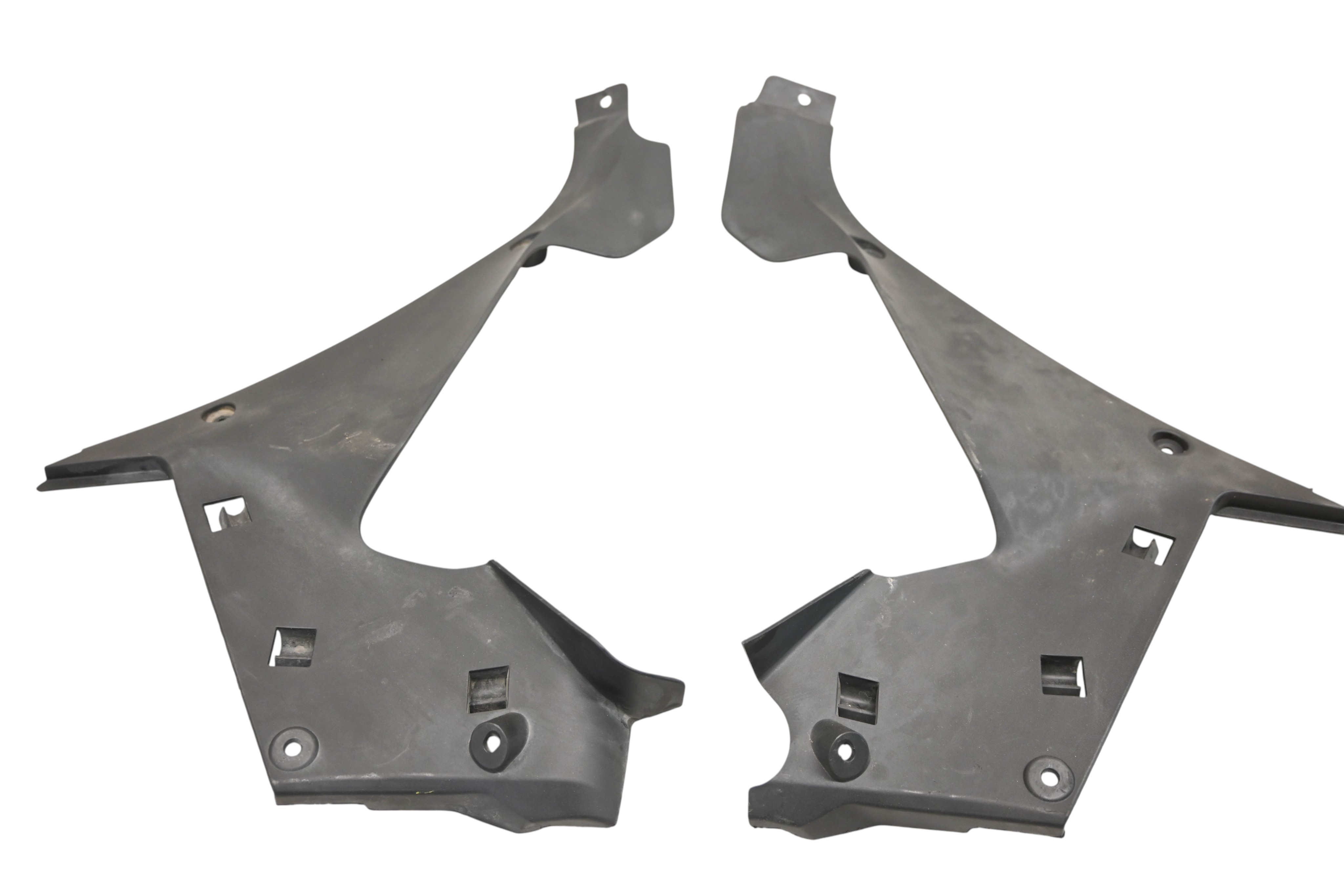 24 Yamaha YZF-R3 Left & Right Inner Panel Covers