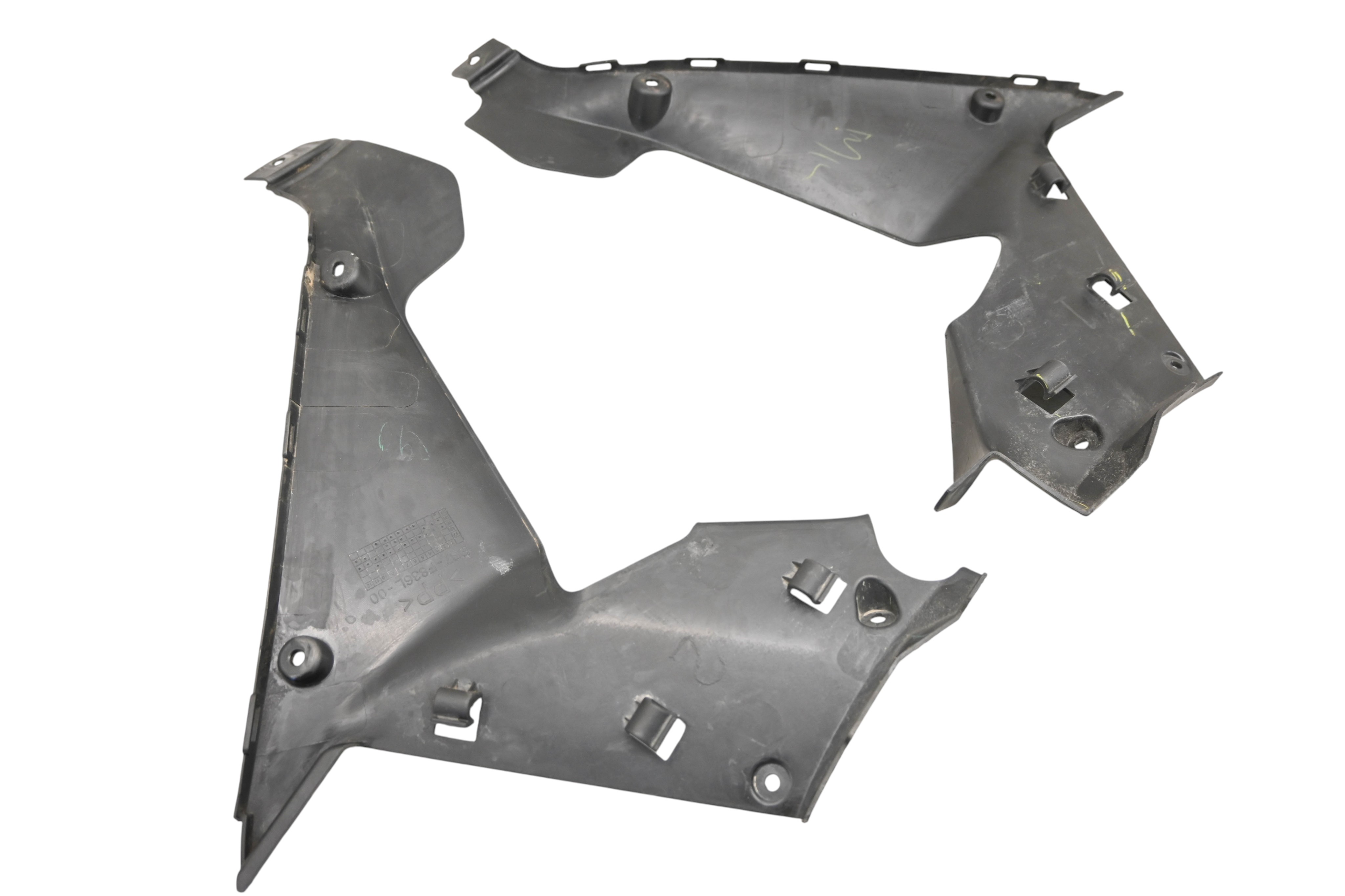 24 Yamaha YZF-R3 Left & Right Inner Panel Covers