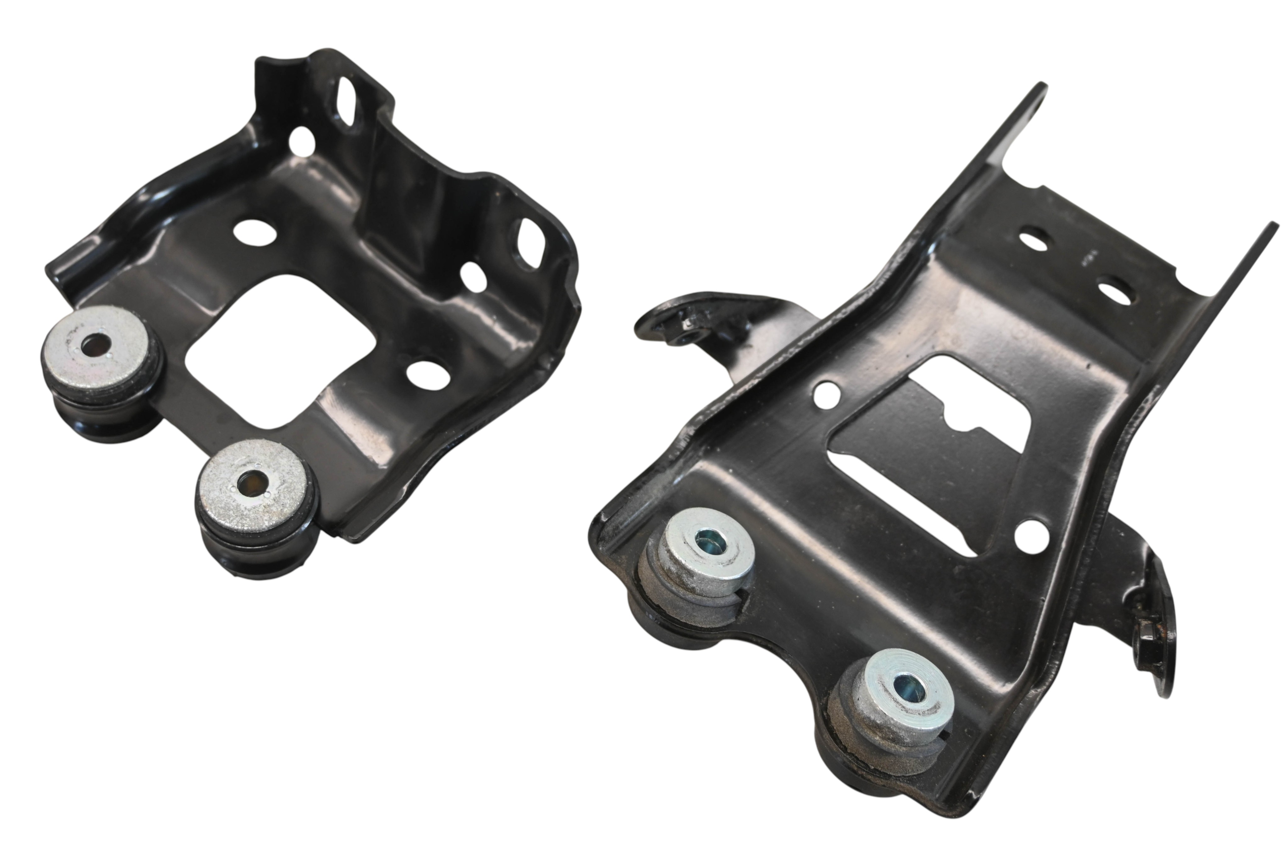 24 Yamaha YZF-R3 Tank Fitting Brackets