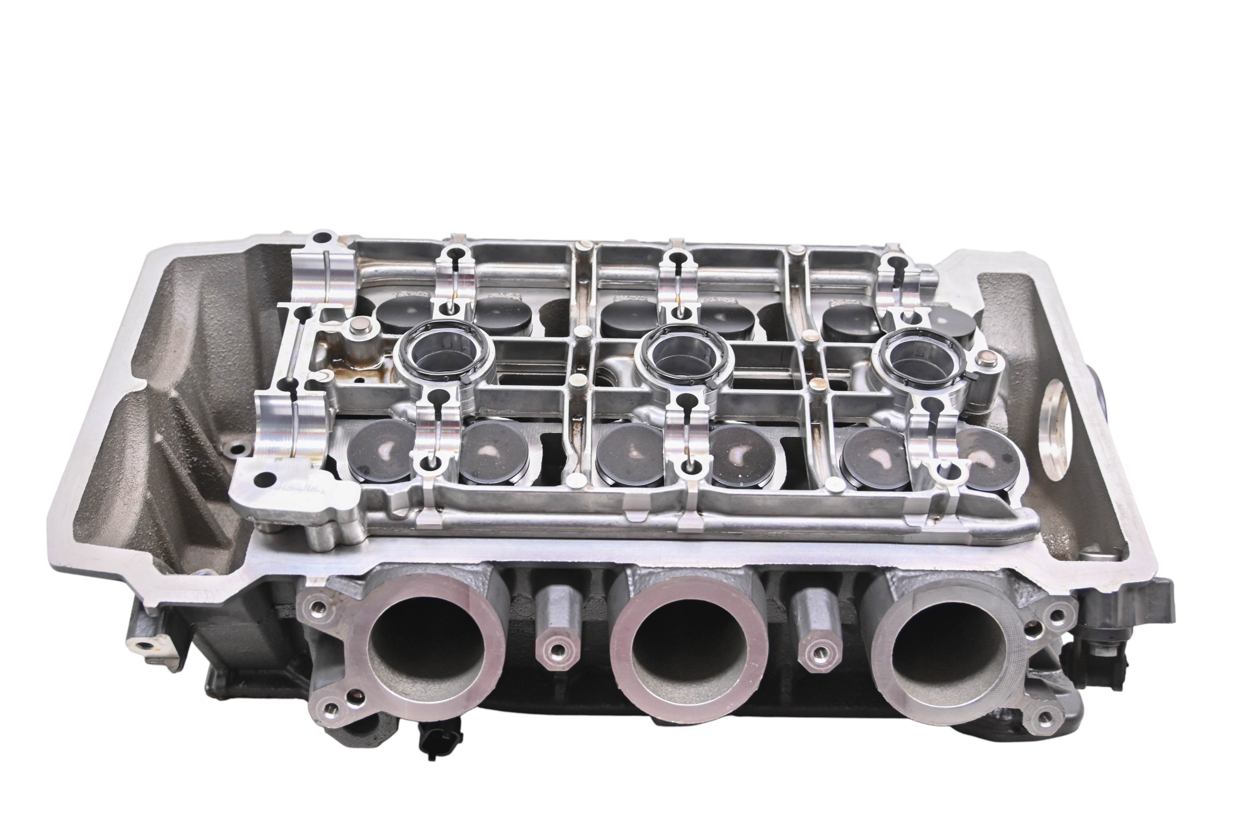 16 Can-Am Spyder F3T SE6 Cylinder Head