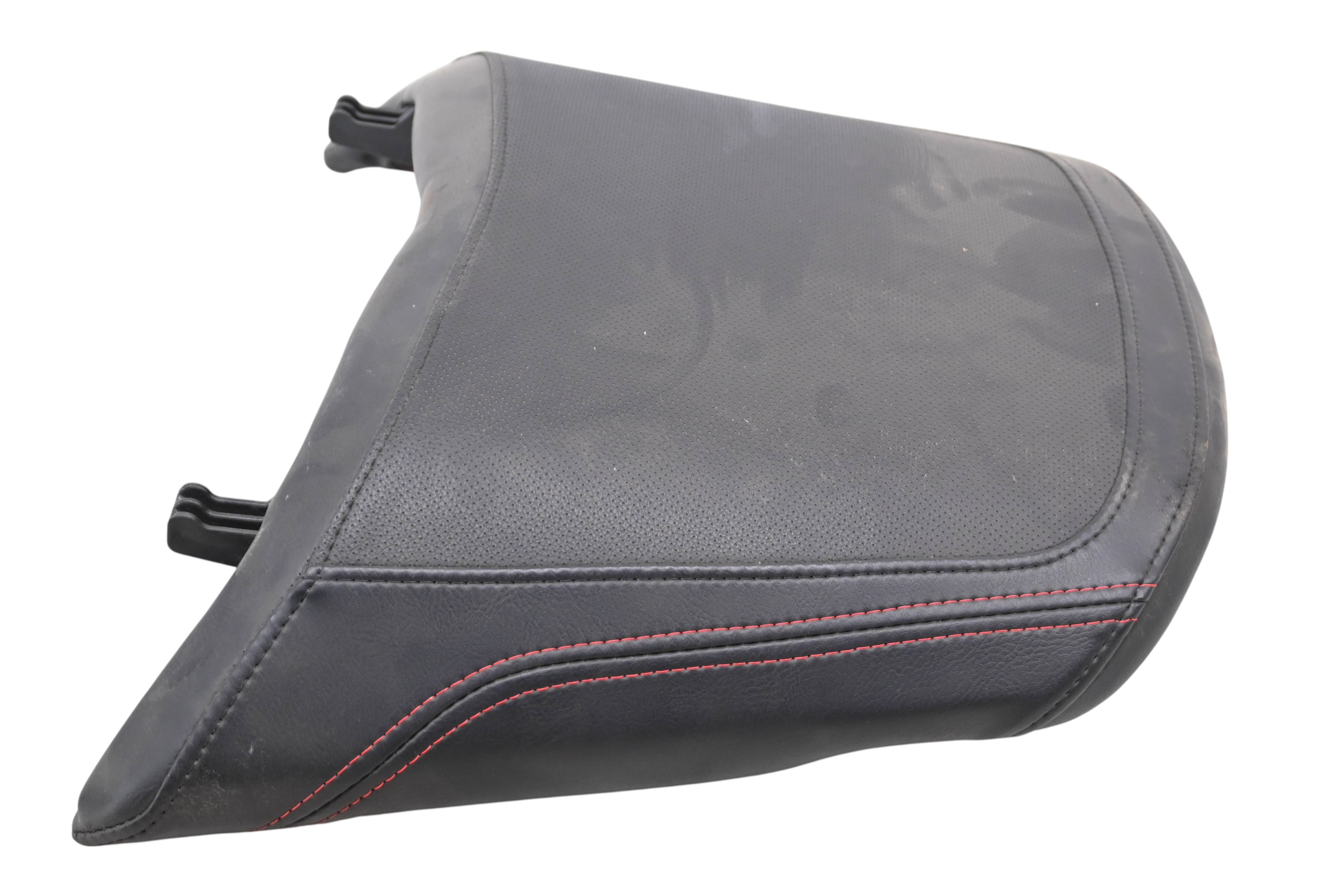 16 Can-Am Spyder F3T SE6 Passenger Seat