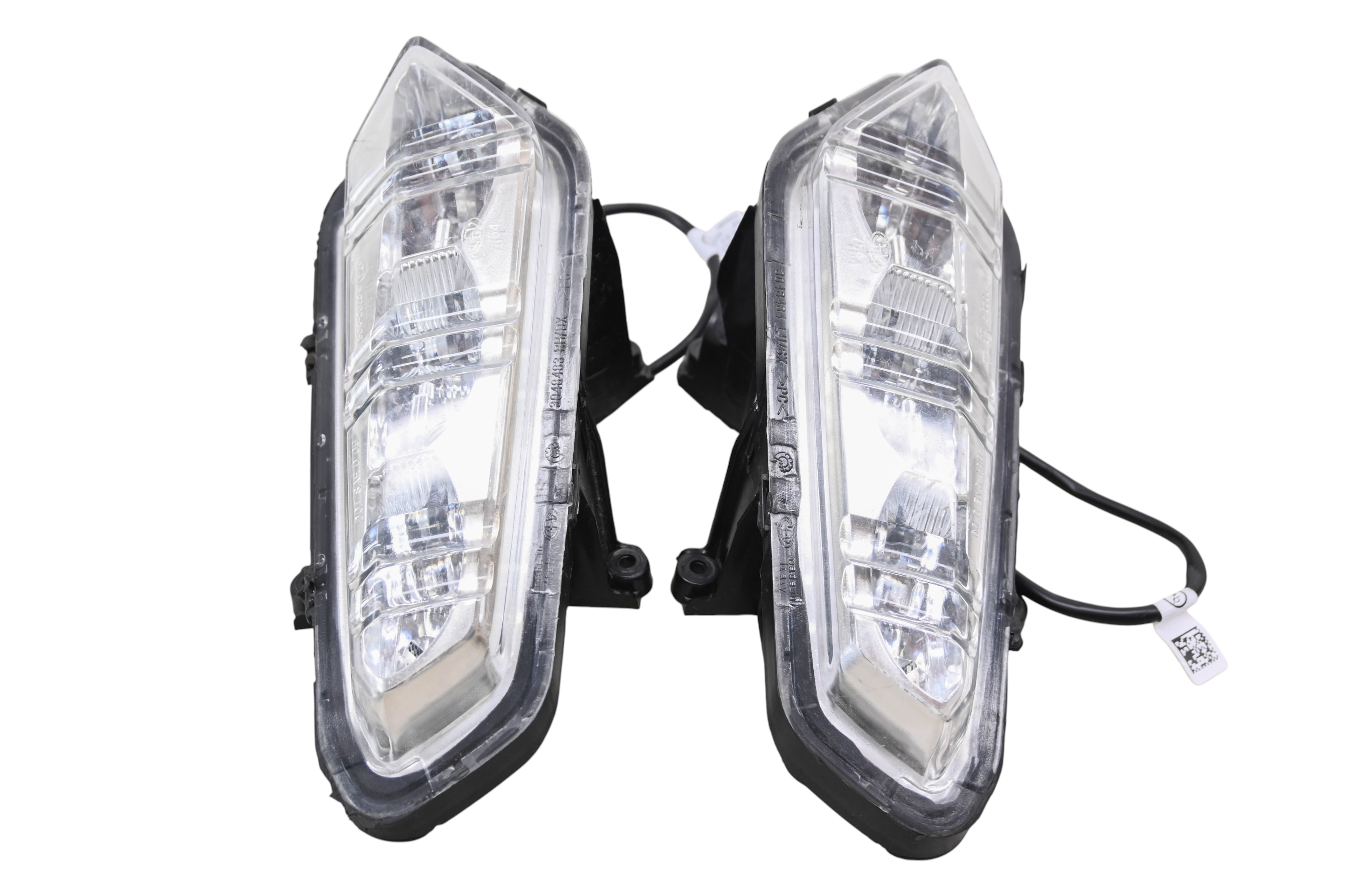 16 Can-Am Spyder F3T SE6 Front Flashers Left & Right Turn Signals