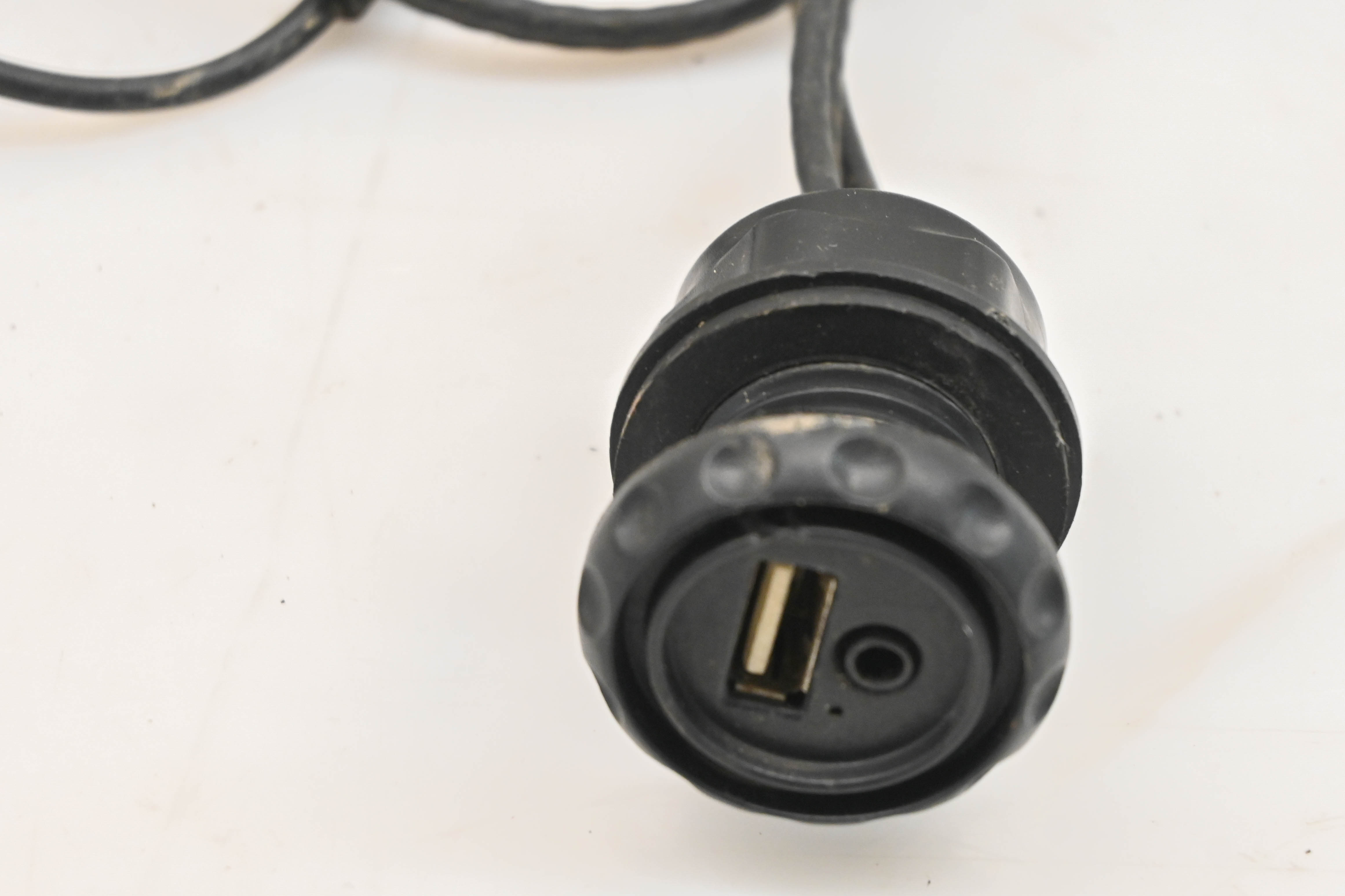 19 Polaris Ranger XP 1000 EPS Usb Outlet