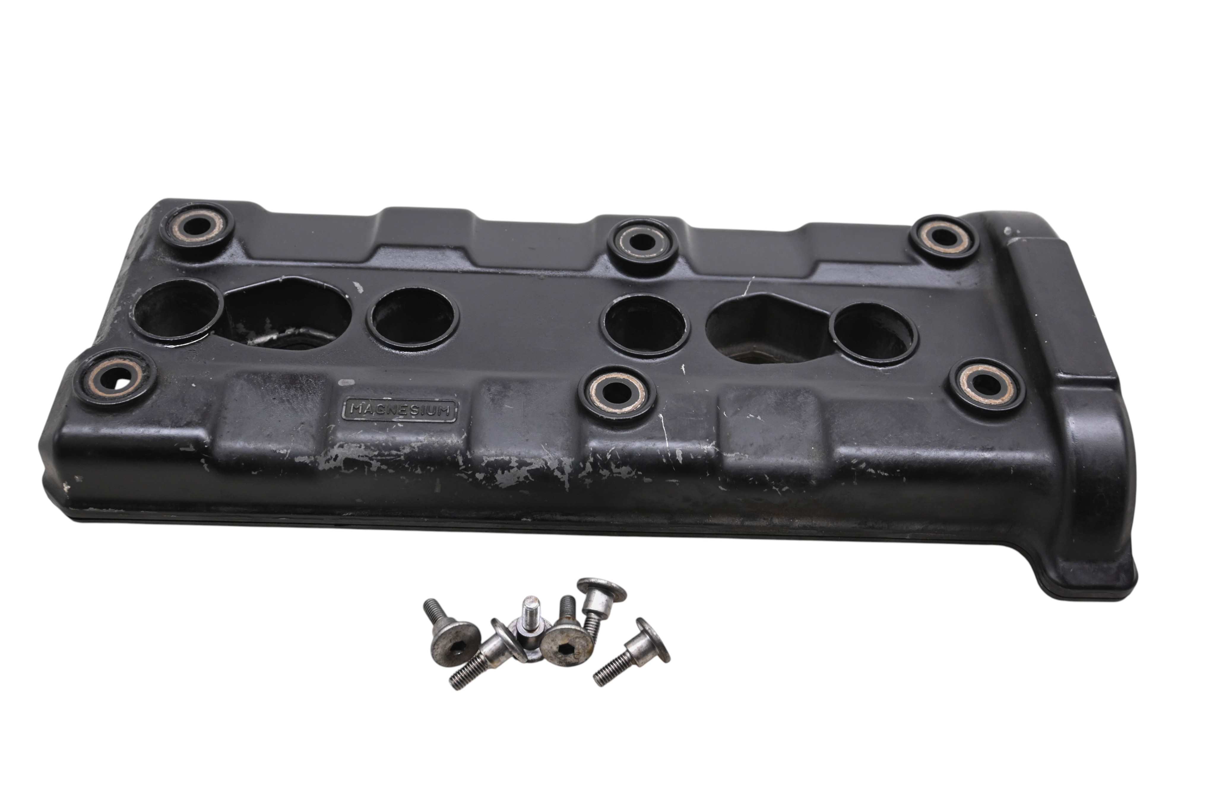 99 Yamaha R1 Valve Cover YZF1000
