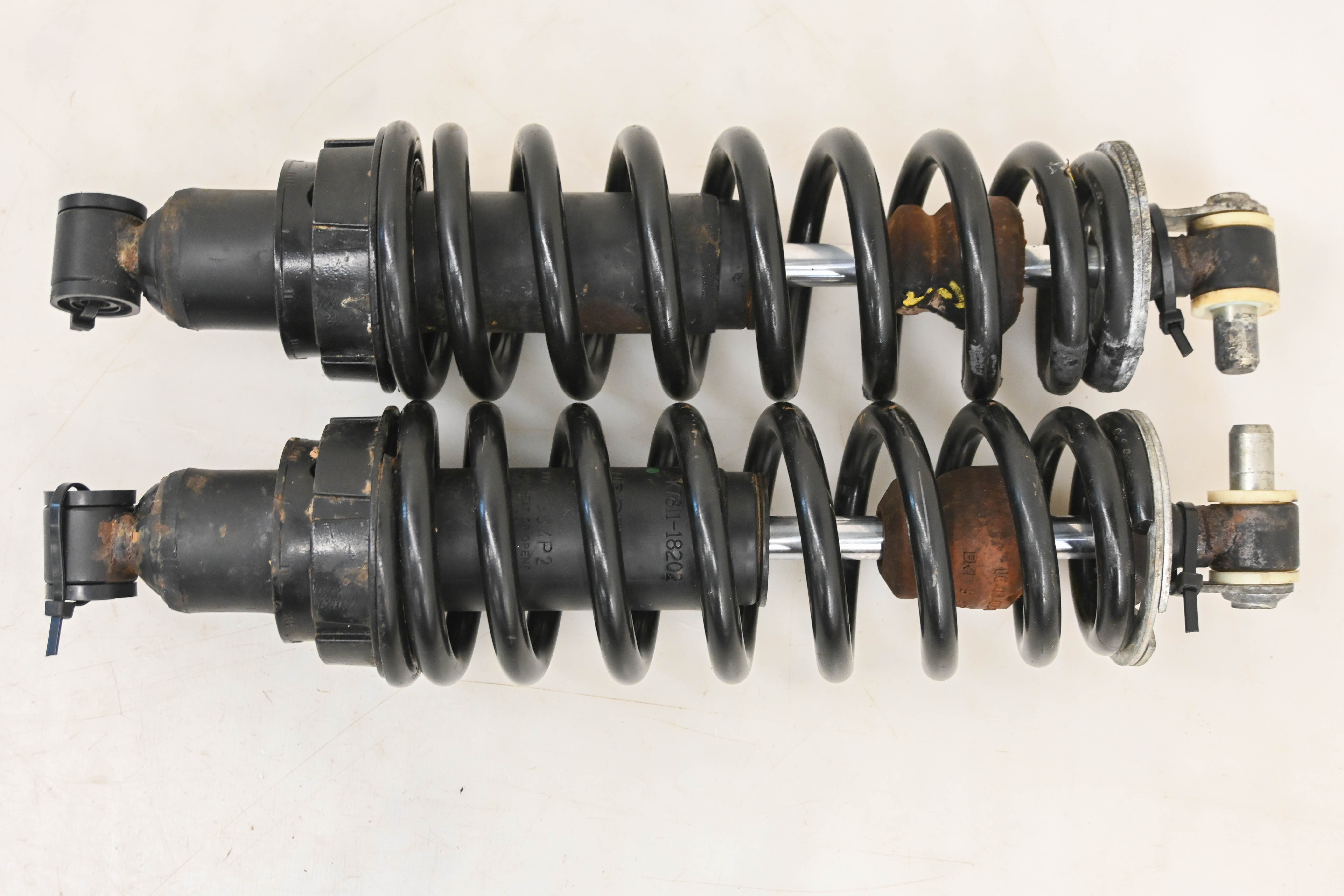 21 Kubota RTV-XG850 Front Shocks Sidekick 850