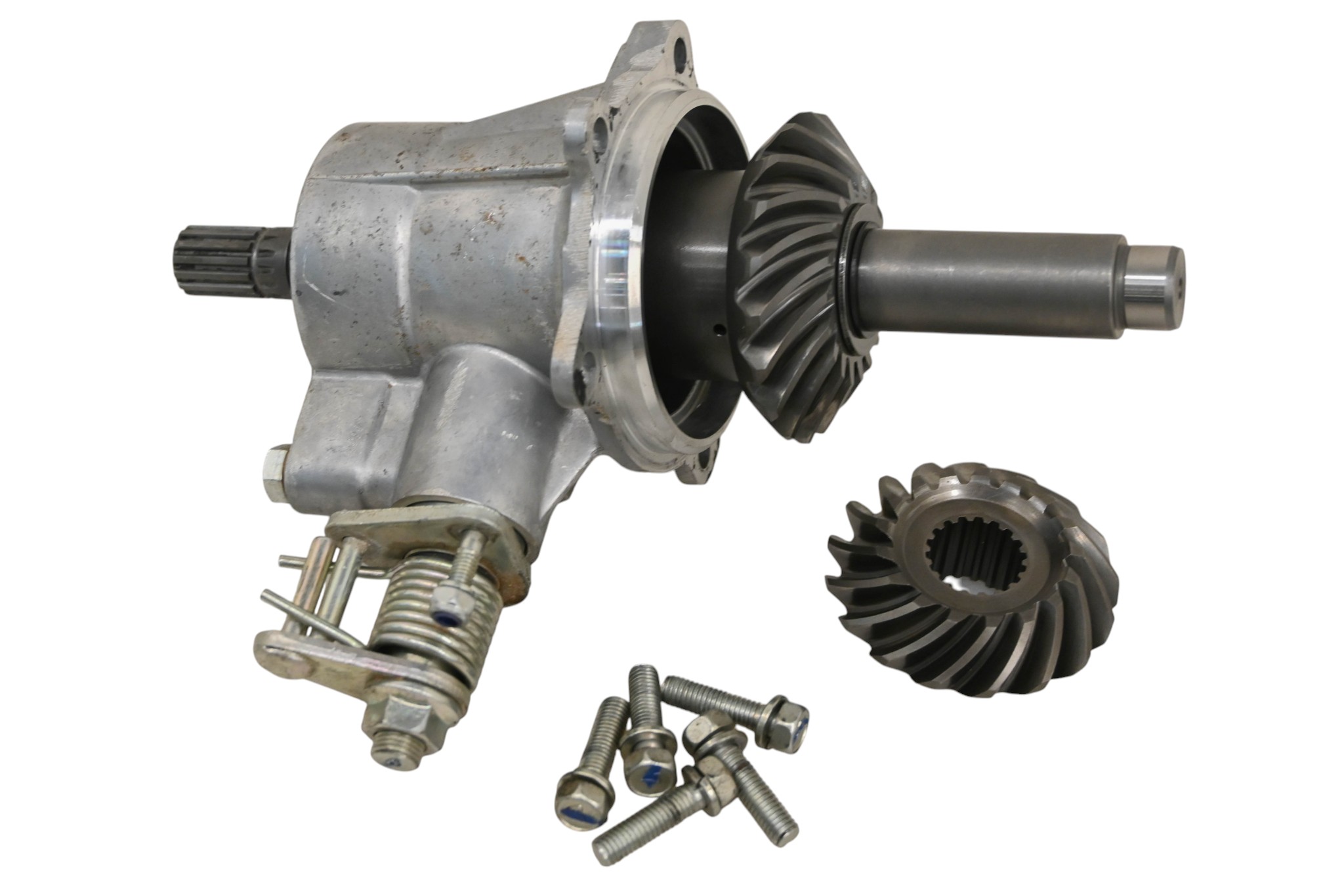 21 Kubota RTV-XG850 Transmission Bevel Gears Output Shaft Sidekick 850