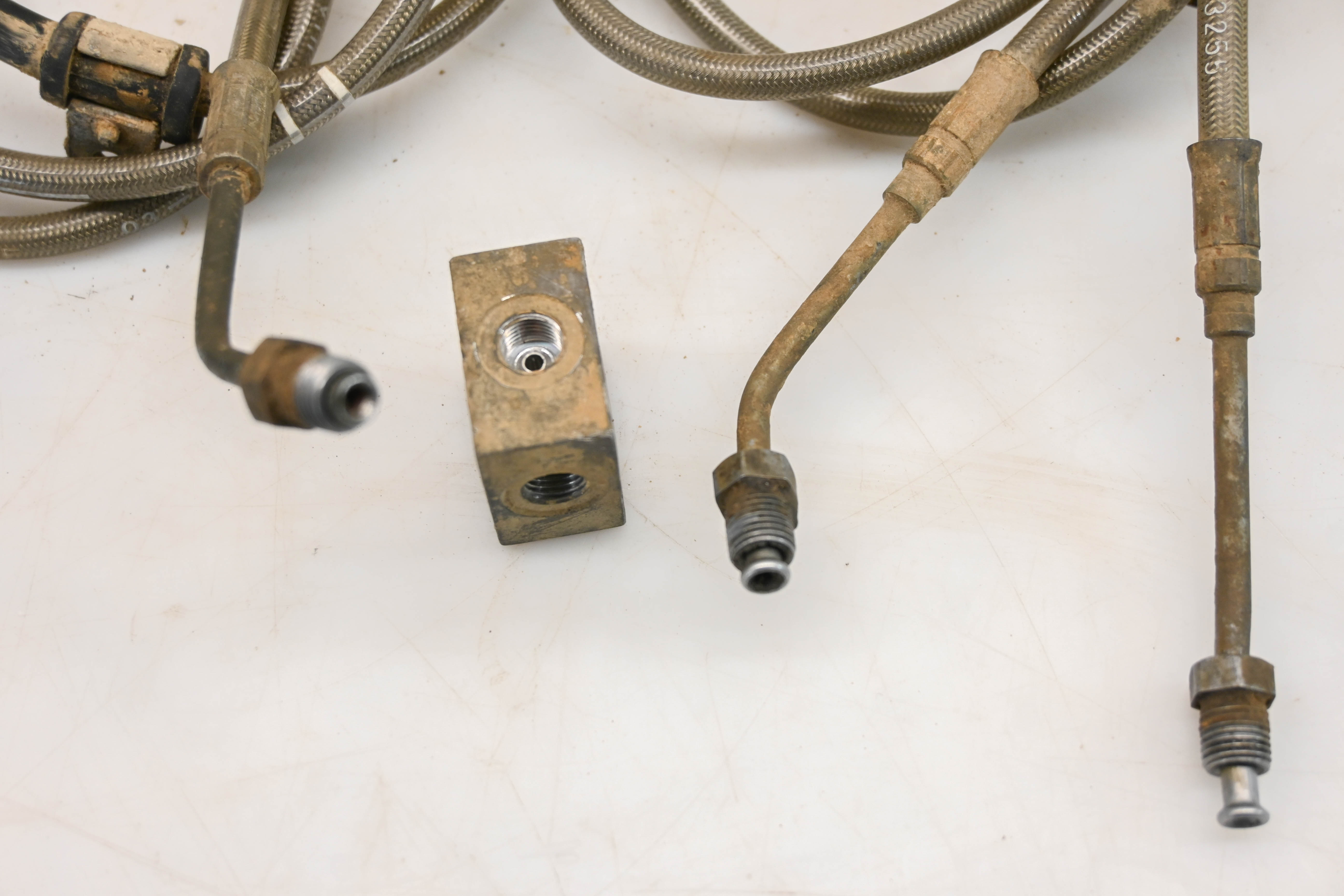 21 Polaris PRO XD 4000D Crew Rear Brake Lines