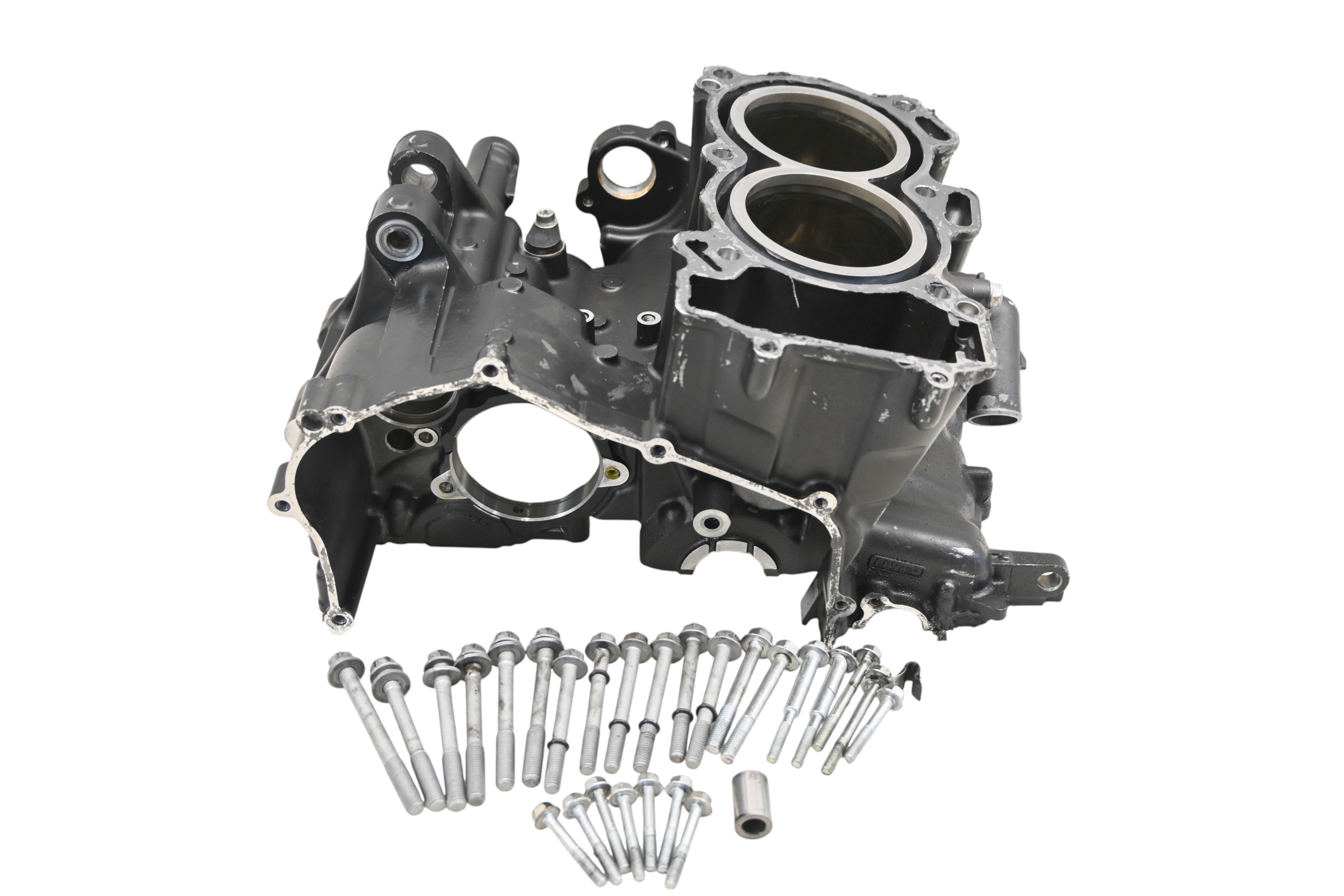20 Yamaha MT07 Top Half Crankcase Crank Case & Cylinders