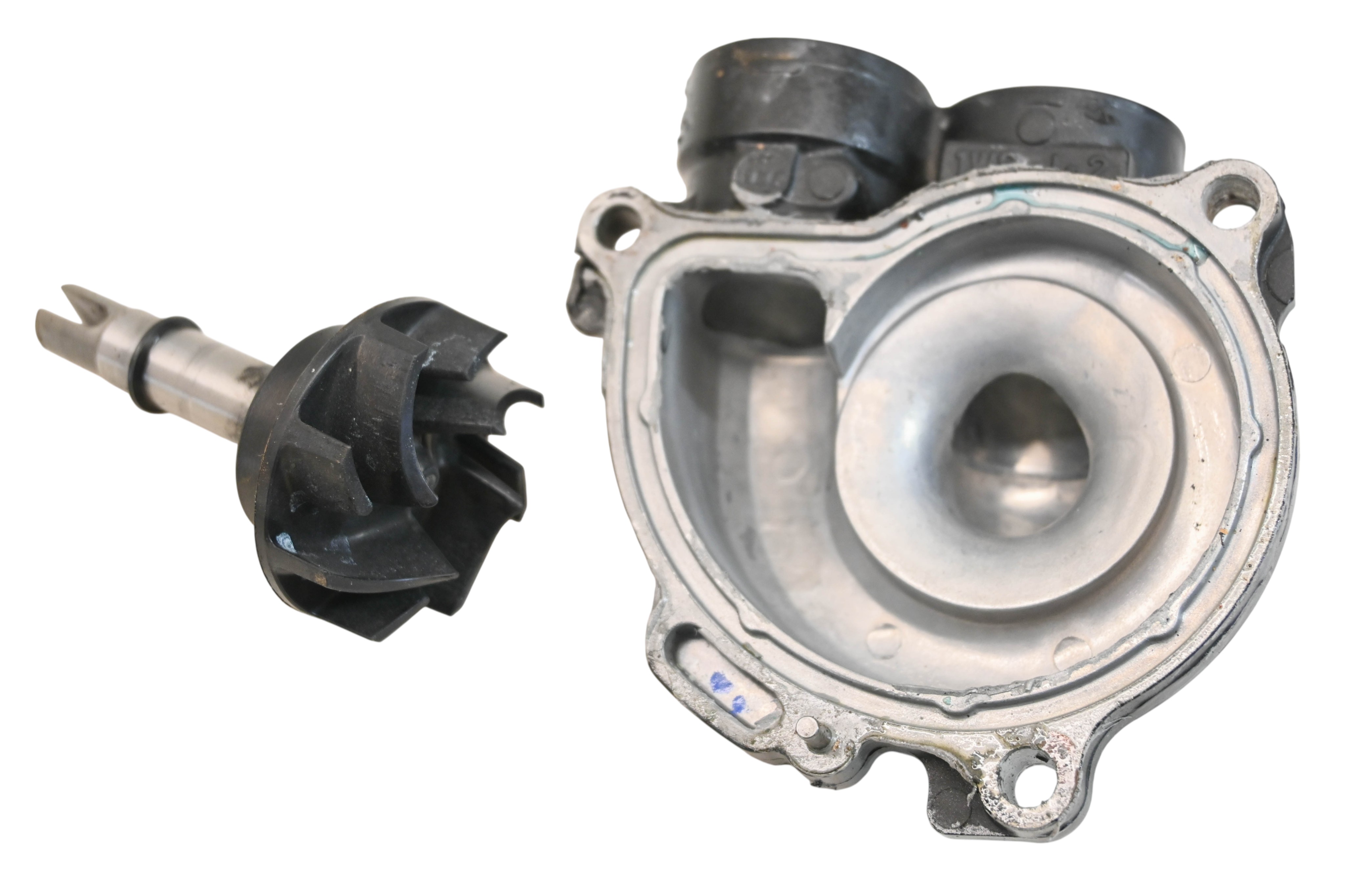 20 Yamaha MT07 Water Pump Cover & Impeller