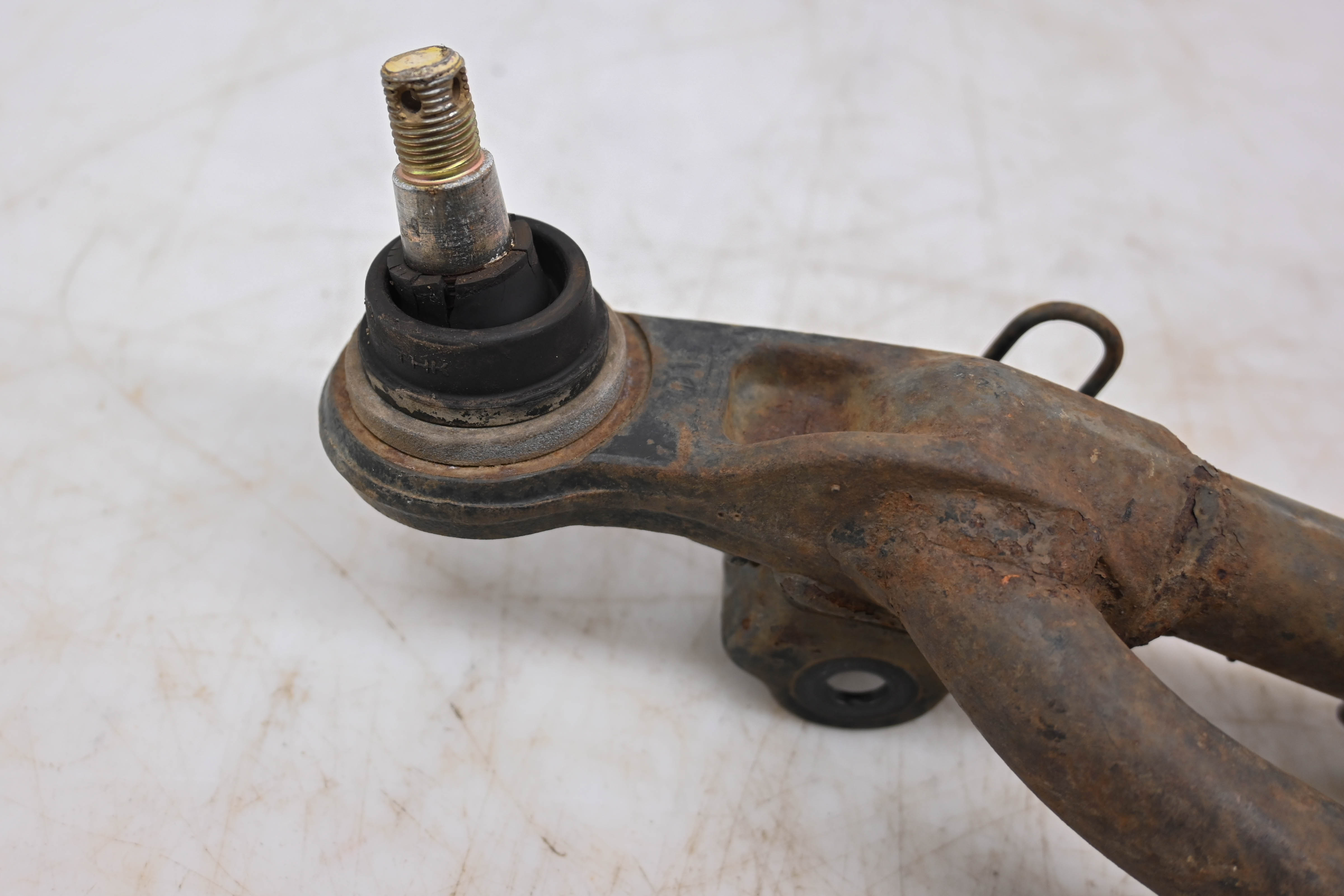 05 Honda Foreman 500 2x4 Front Upper Left A-Arm TRX500TM