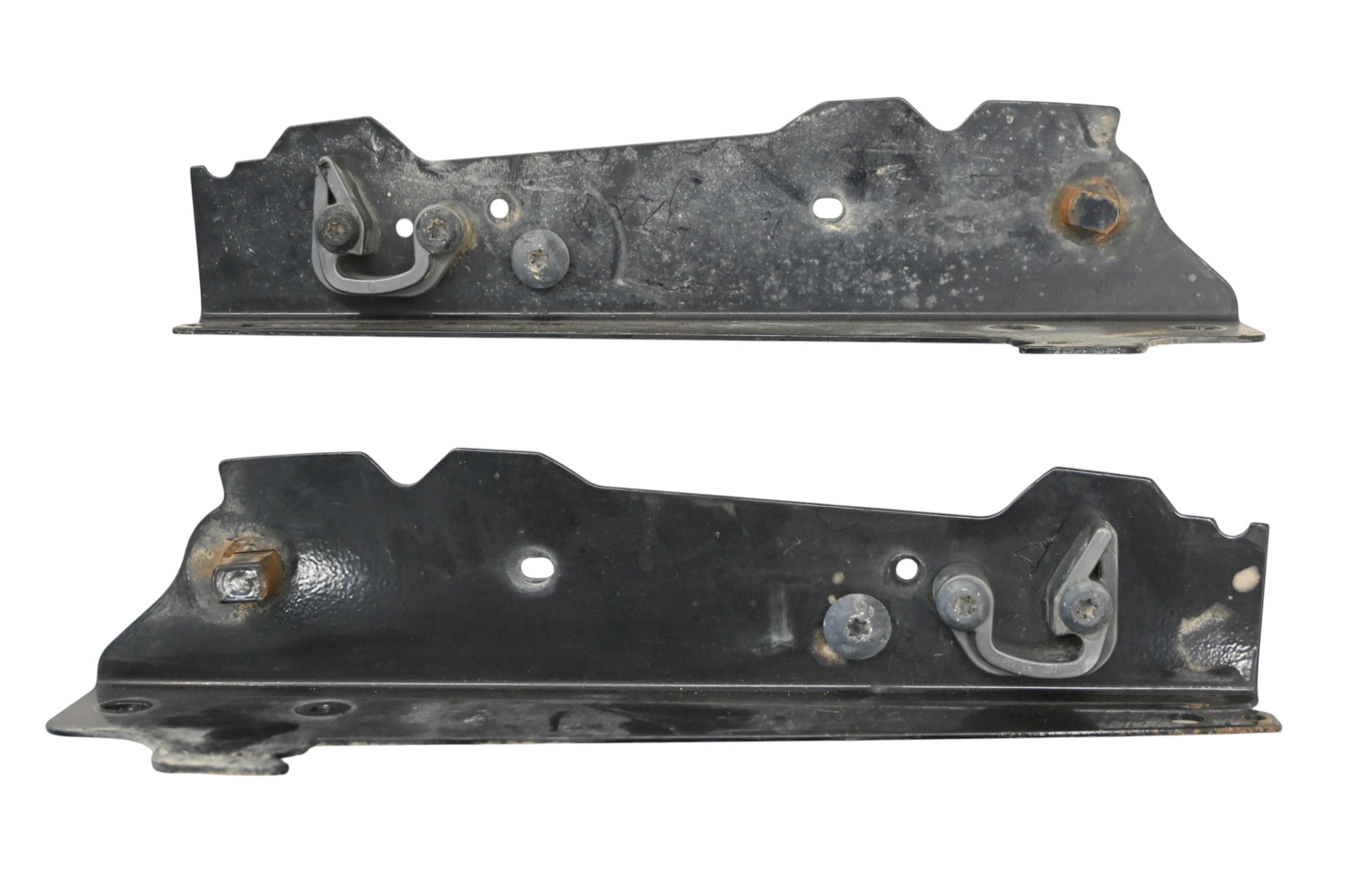 23 Polaris General XP4 1000 Ultimate Left & Right Tailgate Support Bracket Mounts