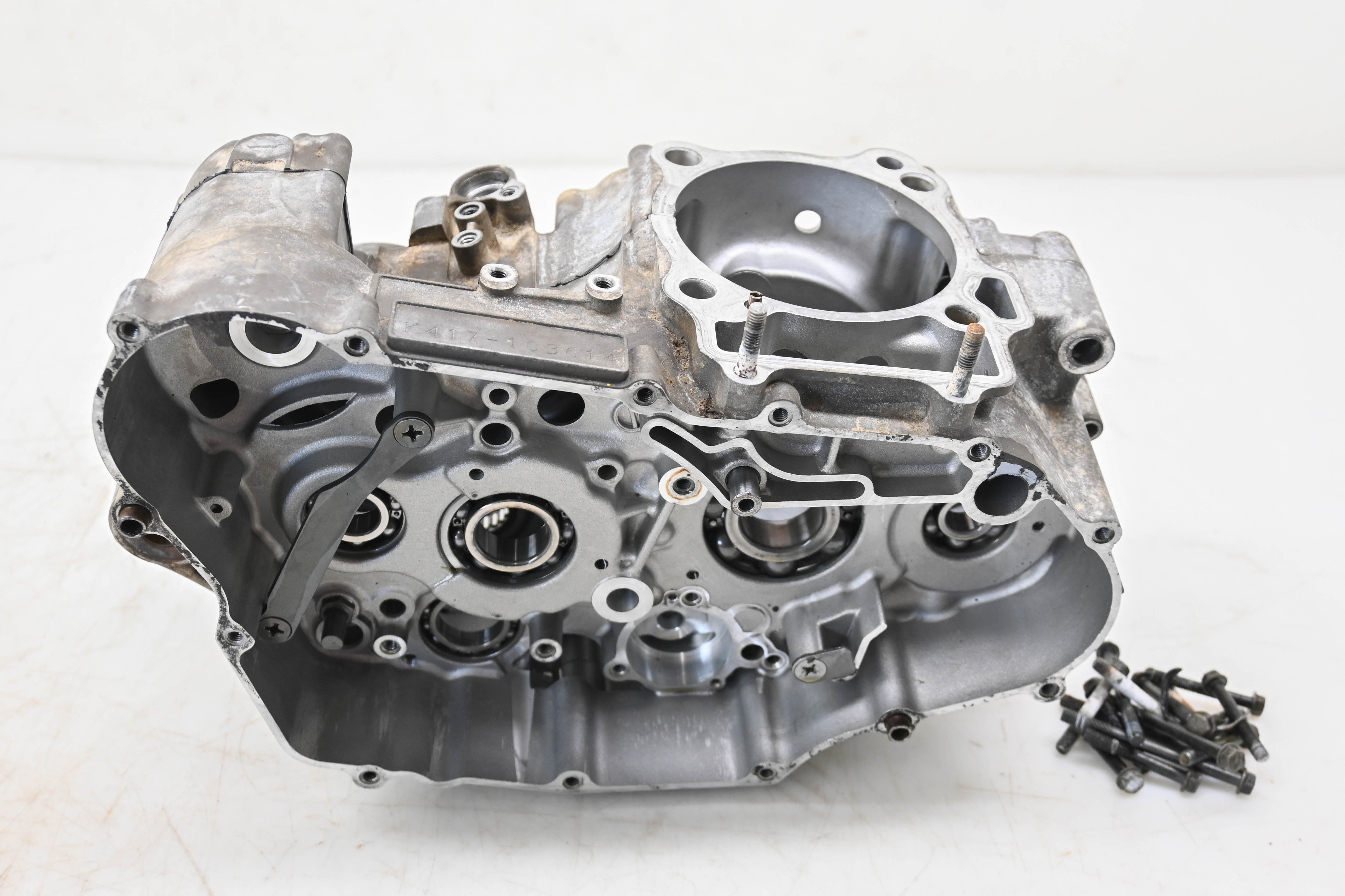 00 Suzuki DRZ400E Crankcase Center Crank Case