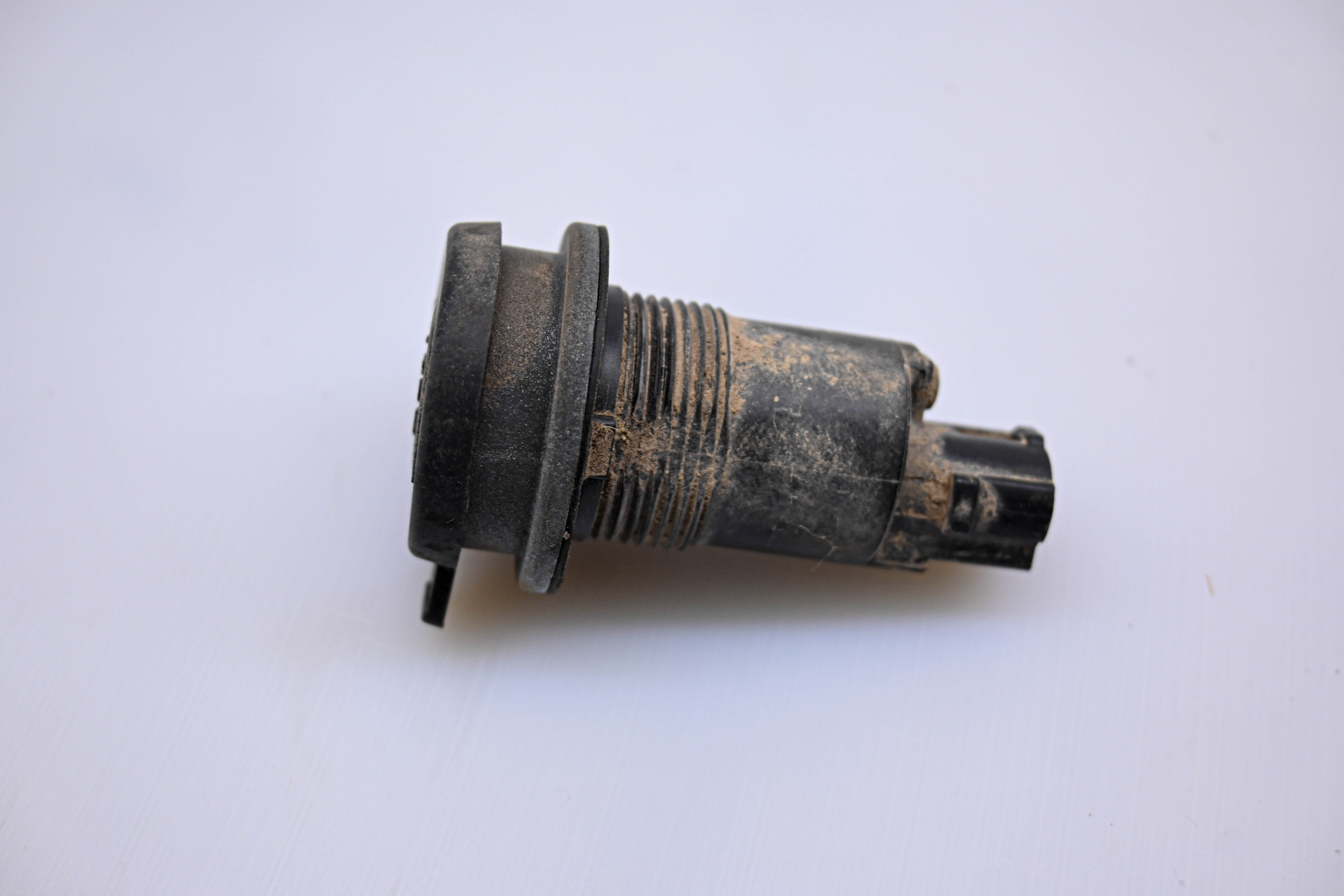06 Suzuki King Quad 700 4x4 12 Volt Accessory Outlet 12V LTA700X
