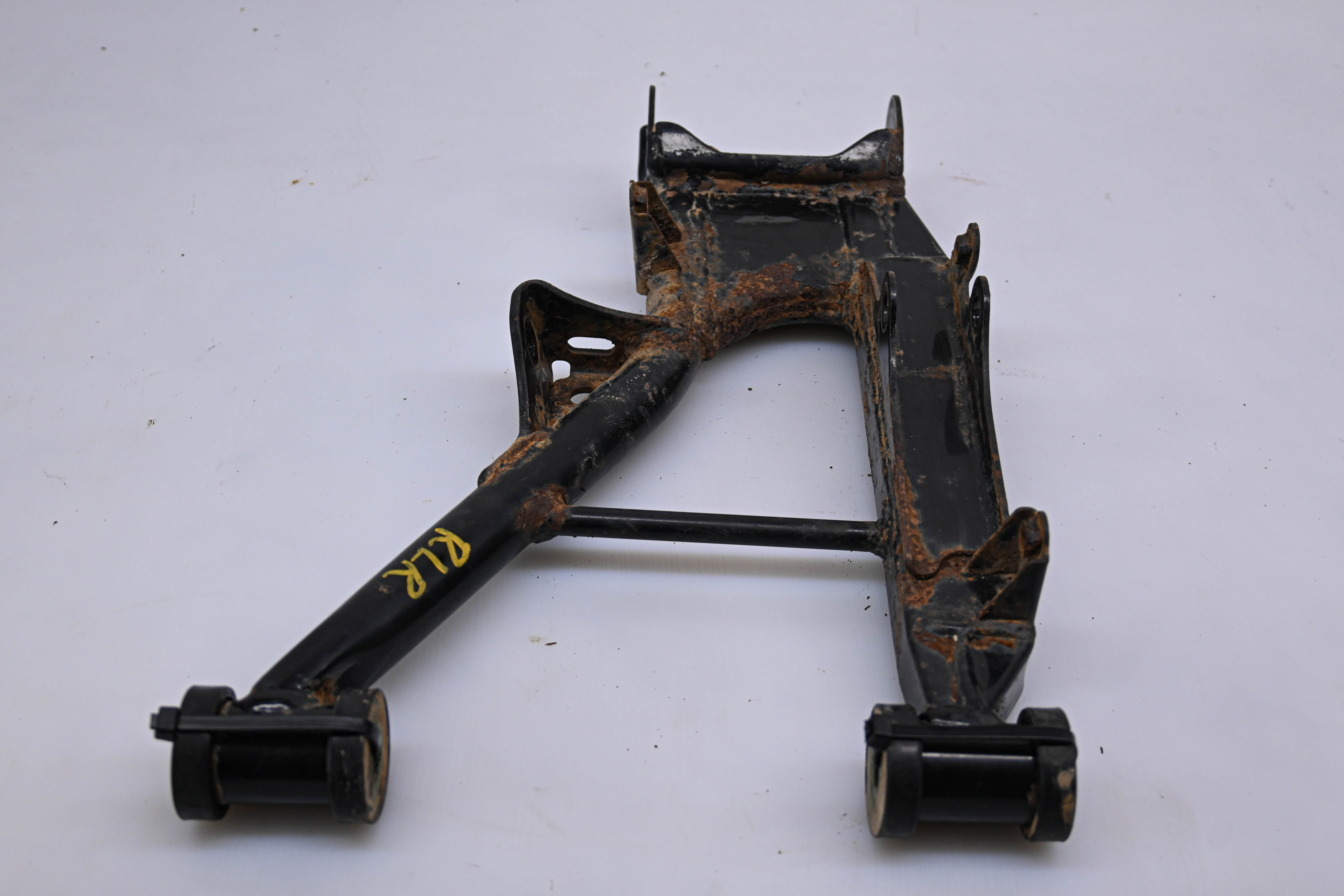 06 Suzuki King Quad 700 4x4 Rear Lower Right A-Arm LTA700X