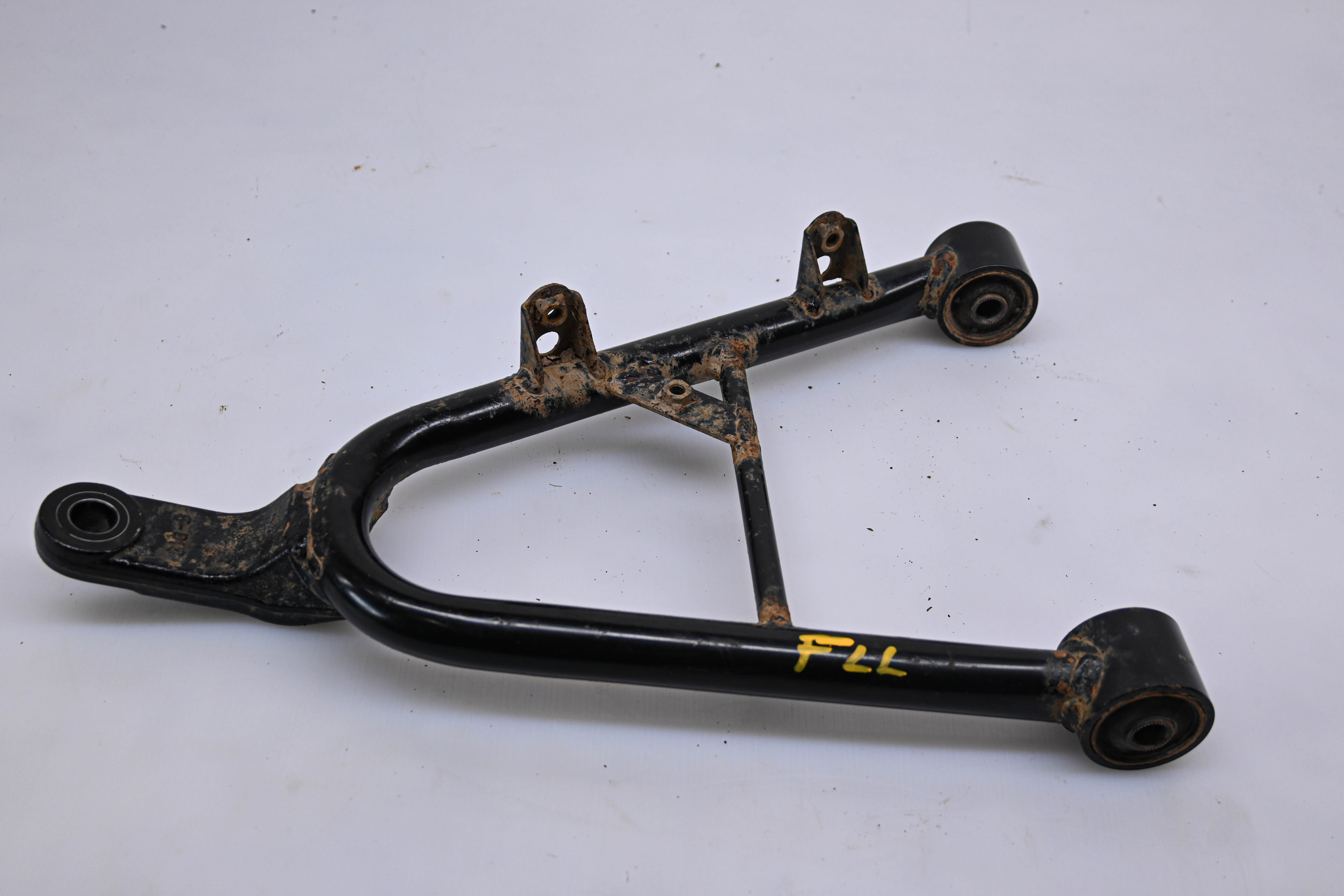 06 Suzuki King Quad 700 4x4 Front Lower Left A-Arm LTA700X