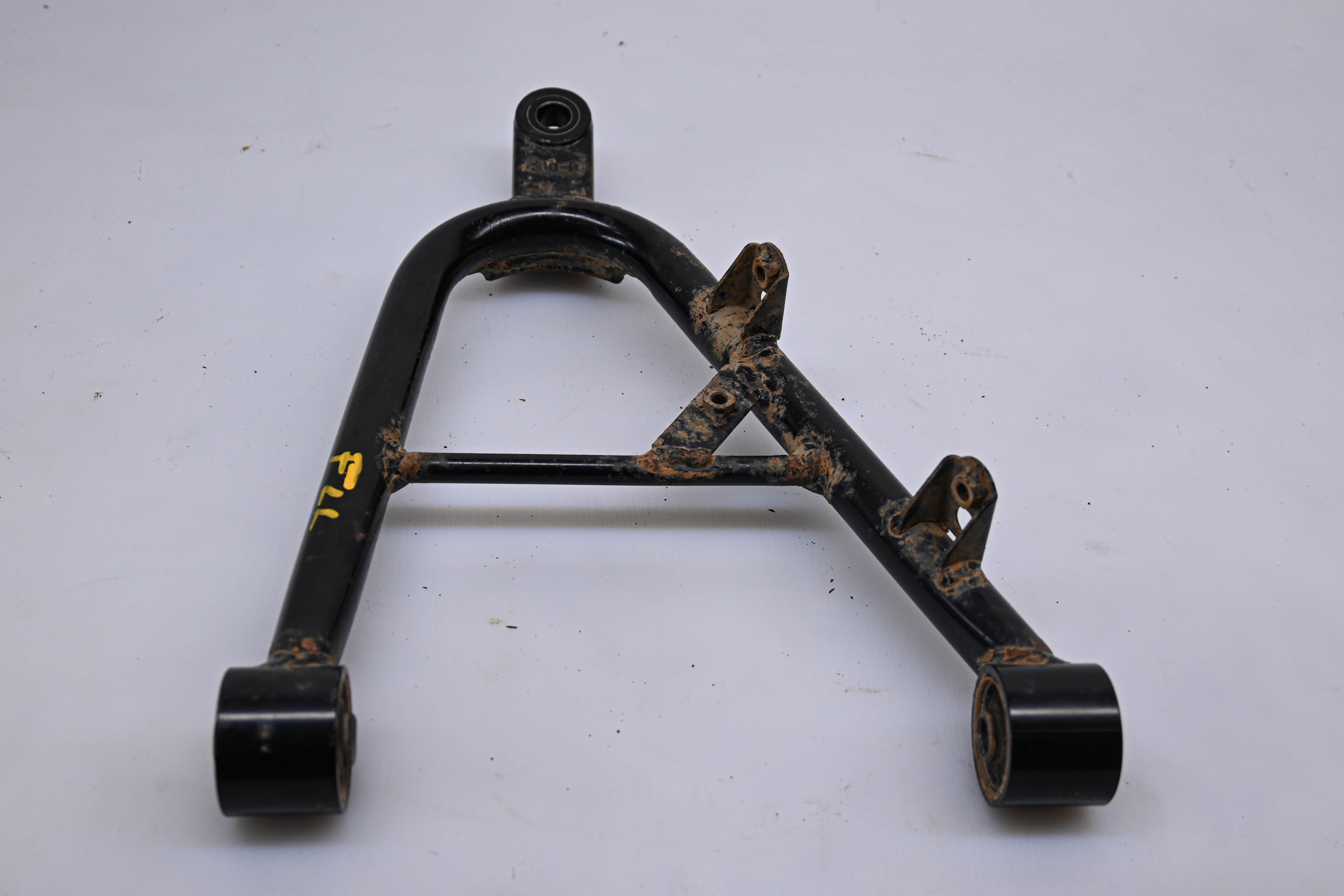 06 Suzuki King Quad 700 4x4 Front Lower Left A-Arm LTA700X