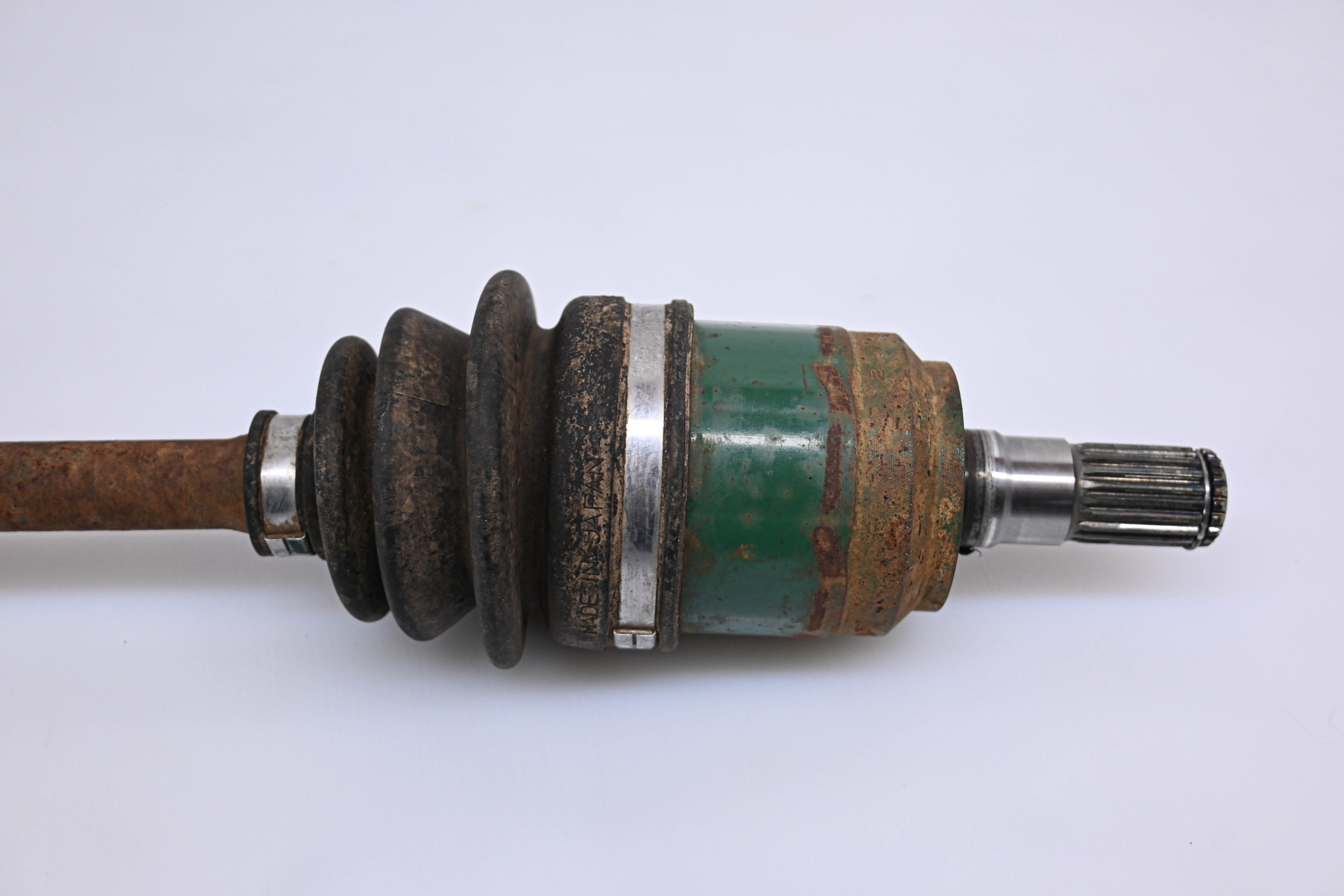 06 Suzuki King Quad 700 4x4 Front Left Or Right Cv Axle LTA700X