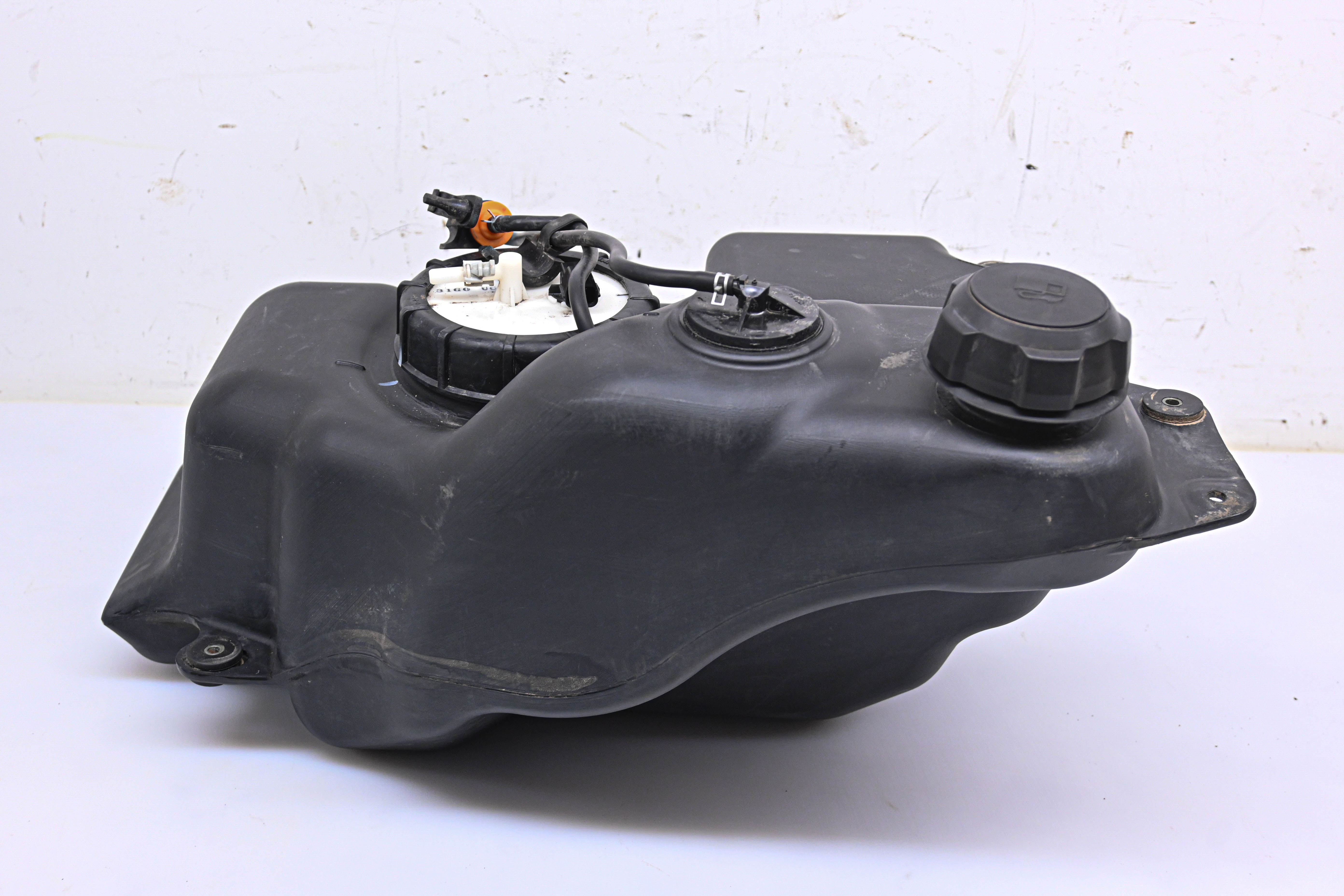 06 Suzuki King Quad 700 4x4 Gas Tank & Fuel Pump LTA700X