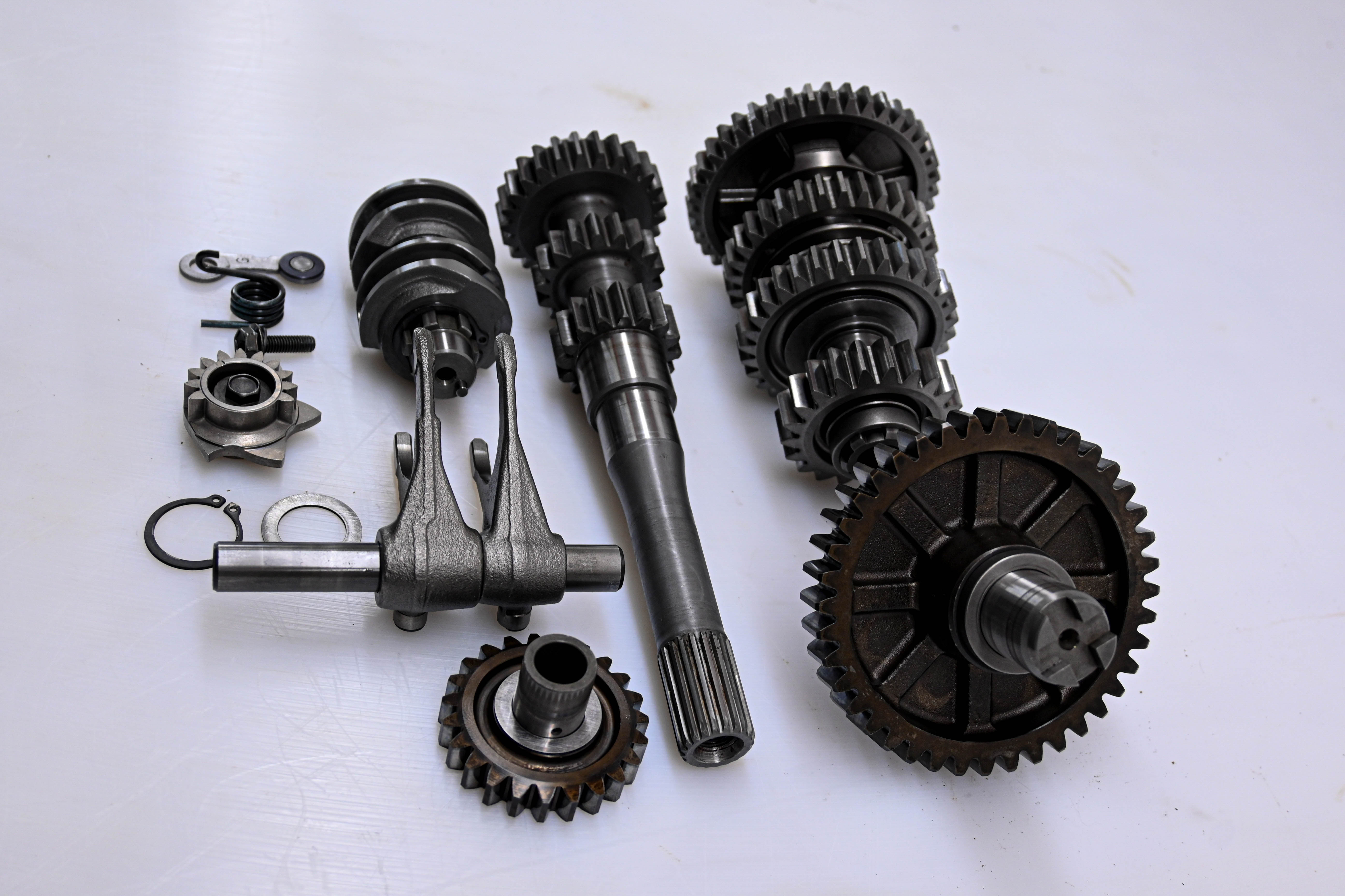 06 Suzuki King Quad 700 4x4 Transmission Shift Forks & Drum LTA700X