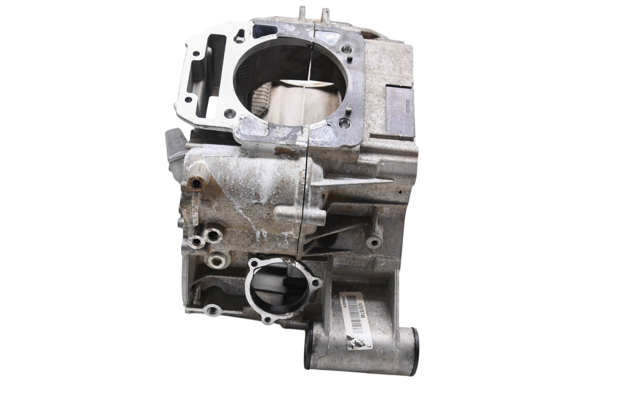 21 Can-Am Outlander 570 4x4 Crankcase Center Crank Case