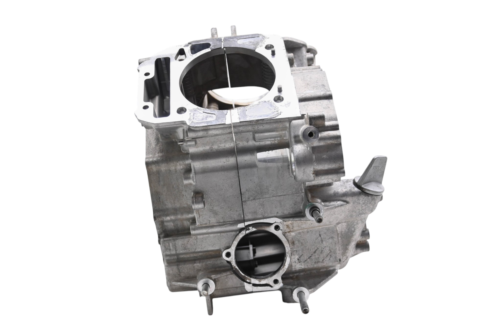 21 Can-Am Outlander 570 4x4 Crankcase Center Crank Case