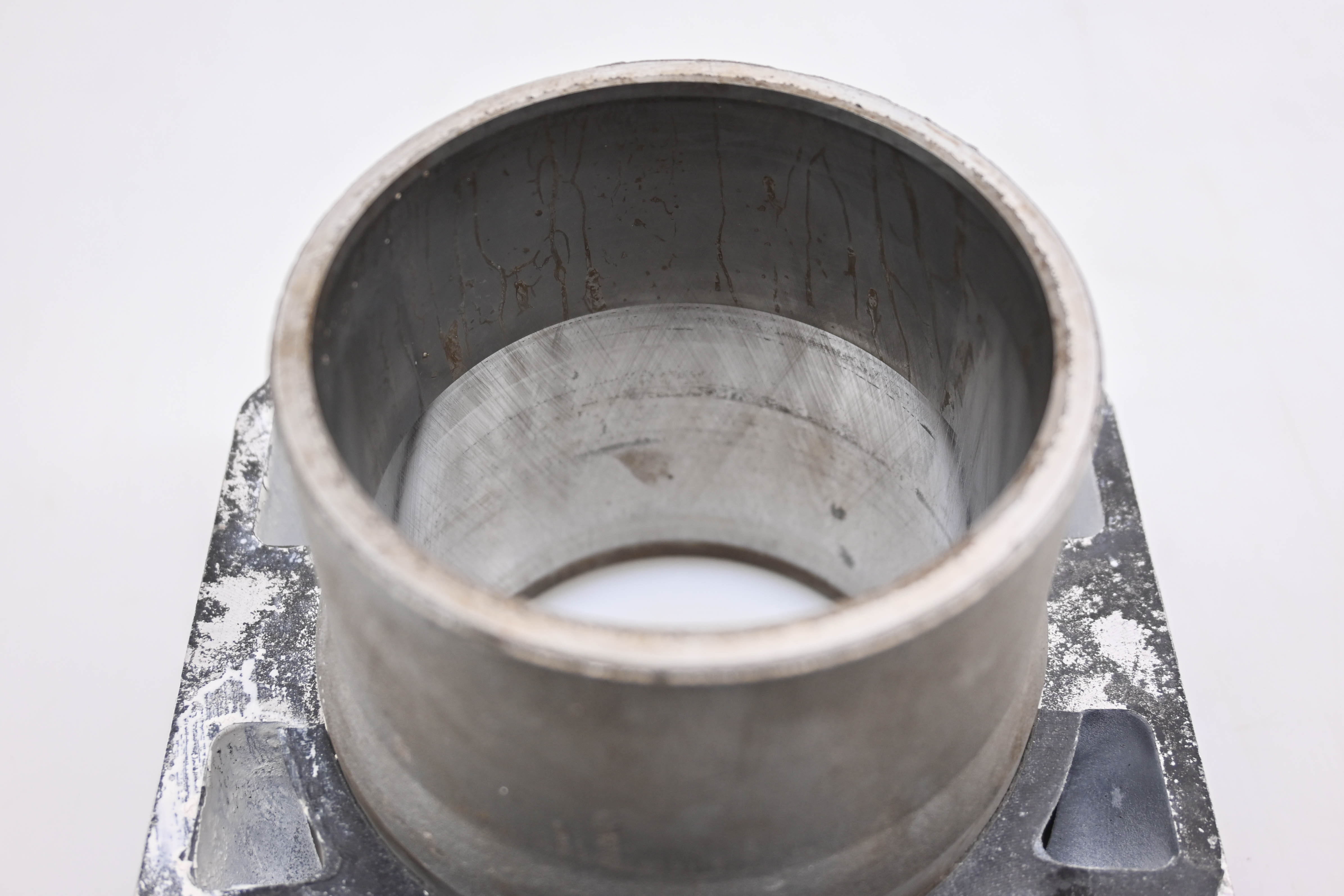 21 Can-Am Outlander 570 4x4 Front Cylinder