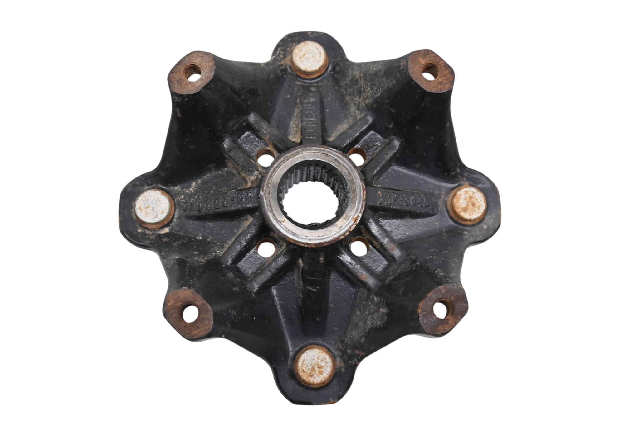 21 Can-Am Outlander 570 4x4 Rear Left Wheel Hub