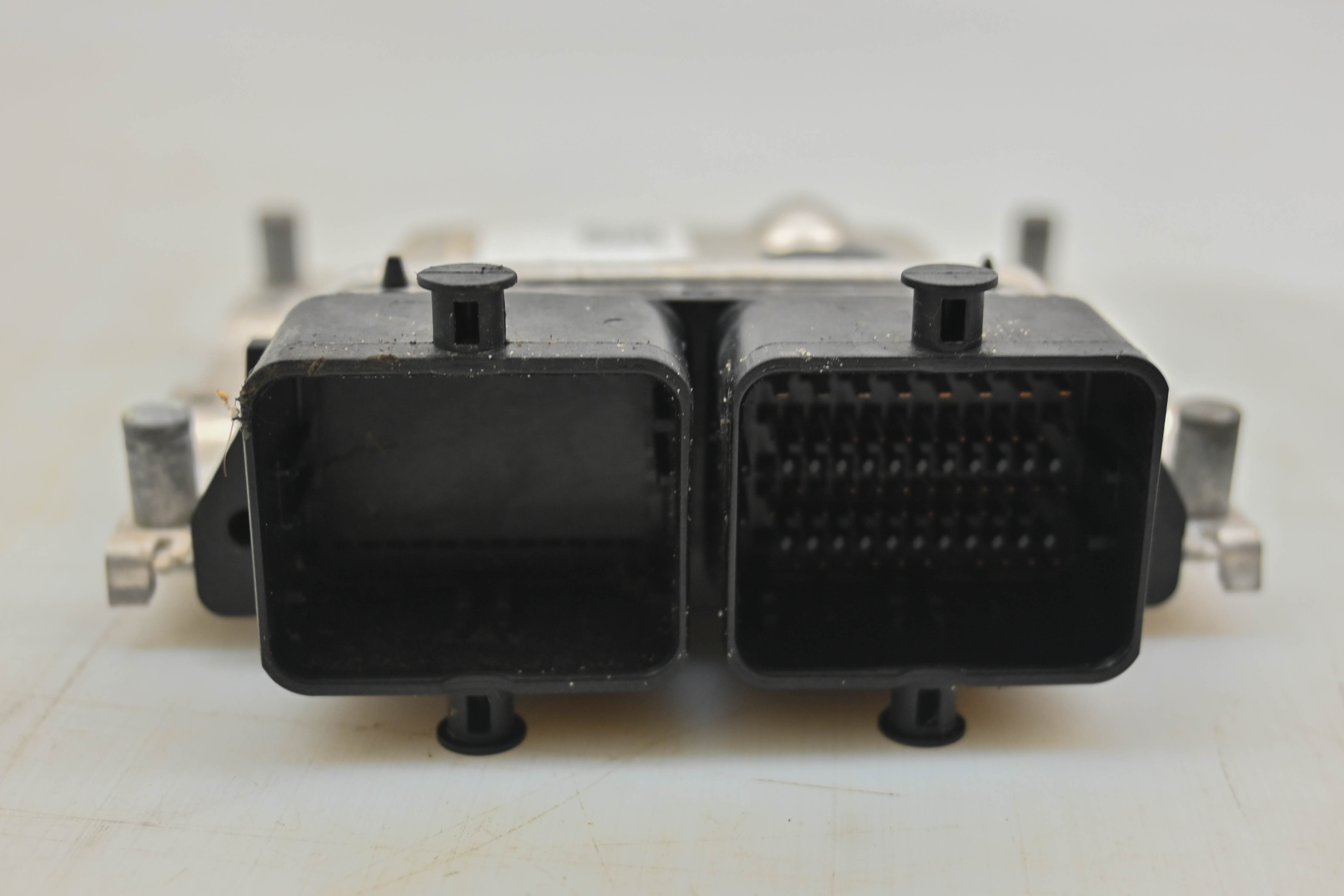 13 Polaris Brutus Electric Control Unit Ecu