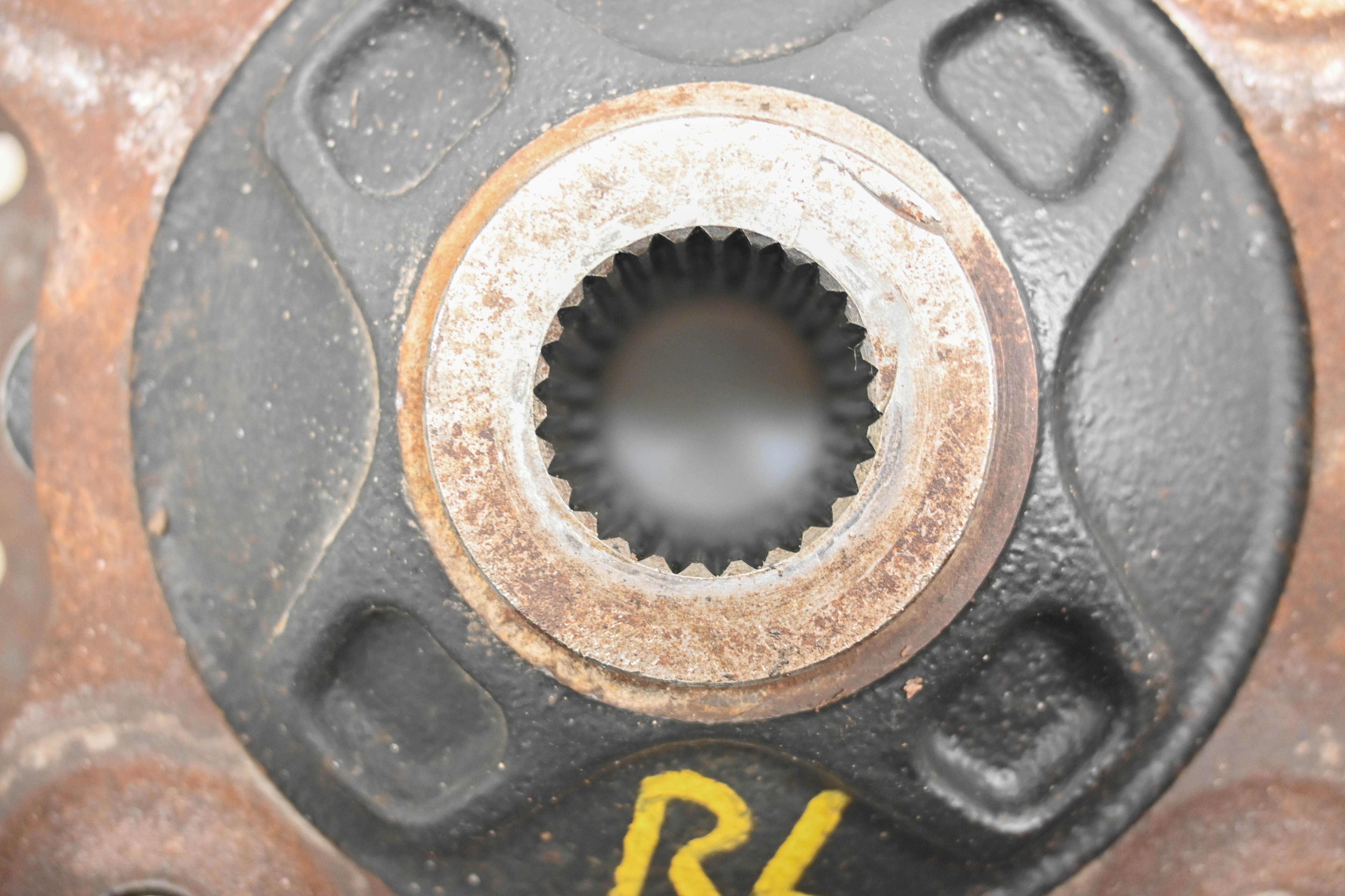 13 Polaris Brutus Rear Wheel Hub Left Or Right