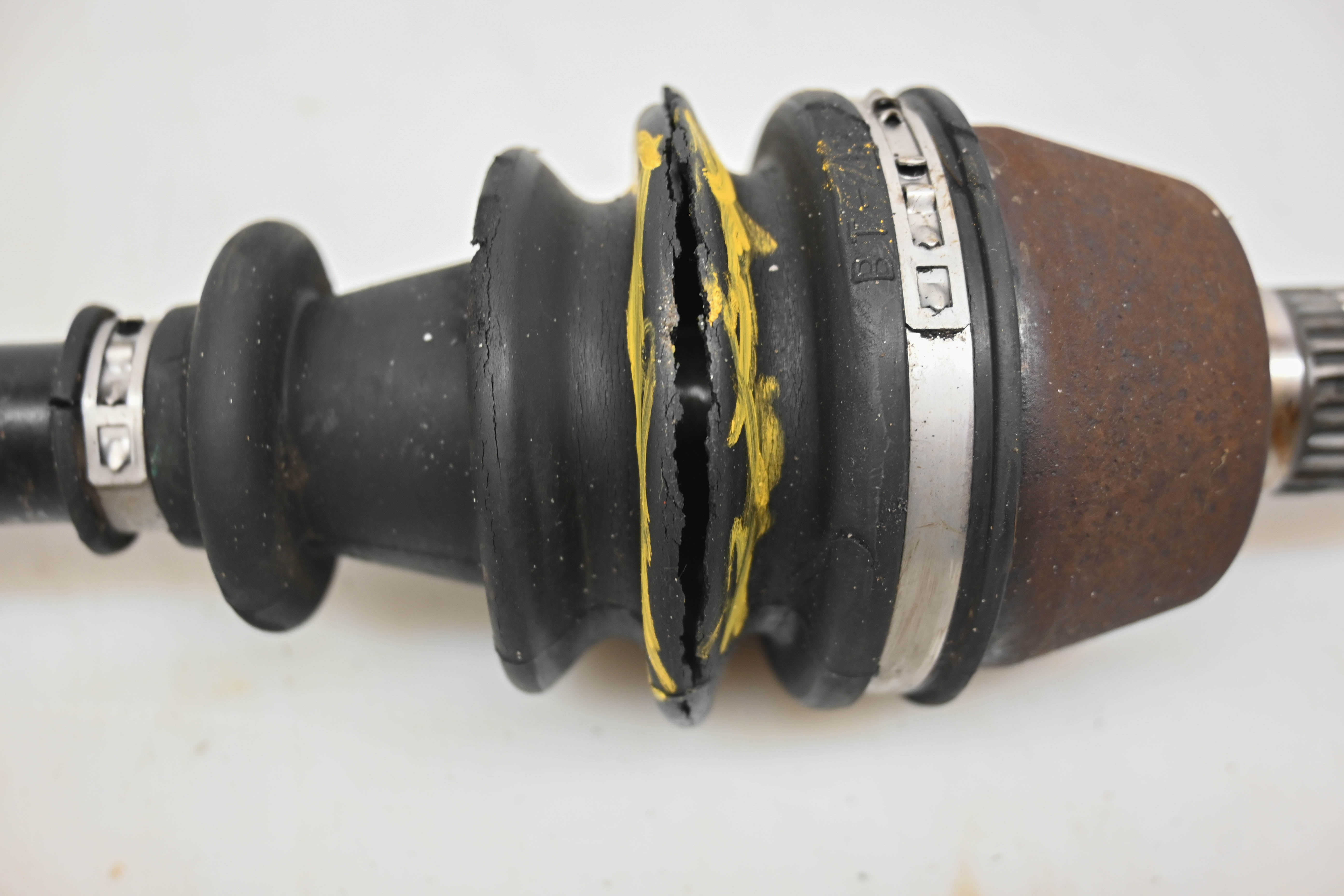 13 Polaris Brutus Front Left Or Right Cv Axle