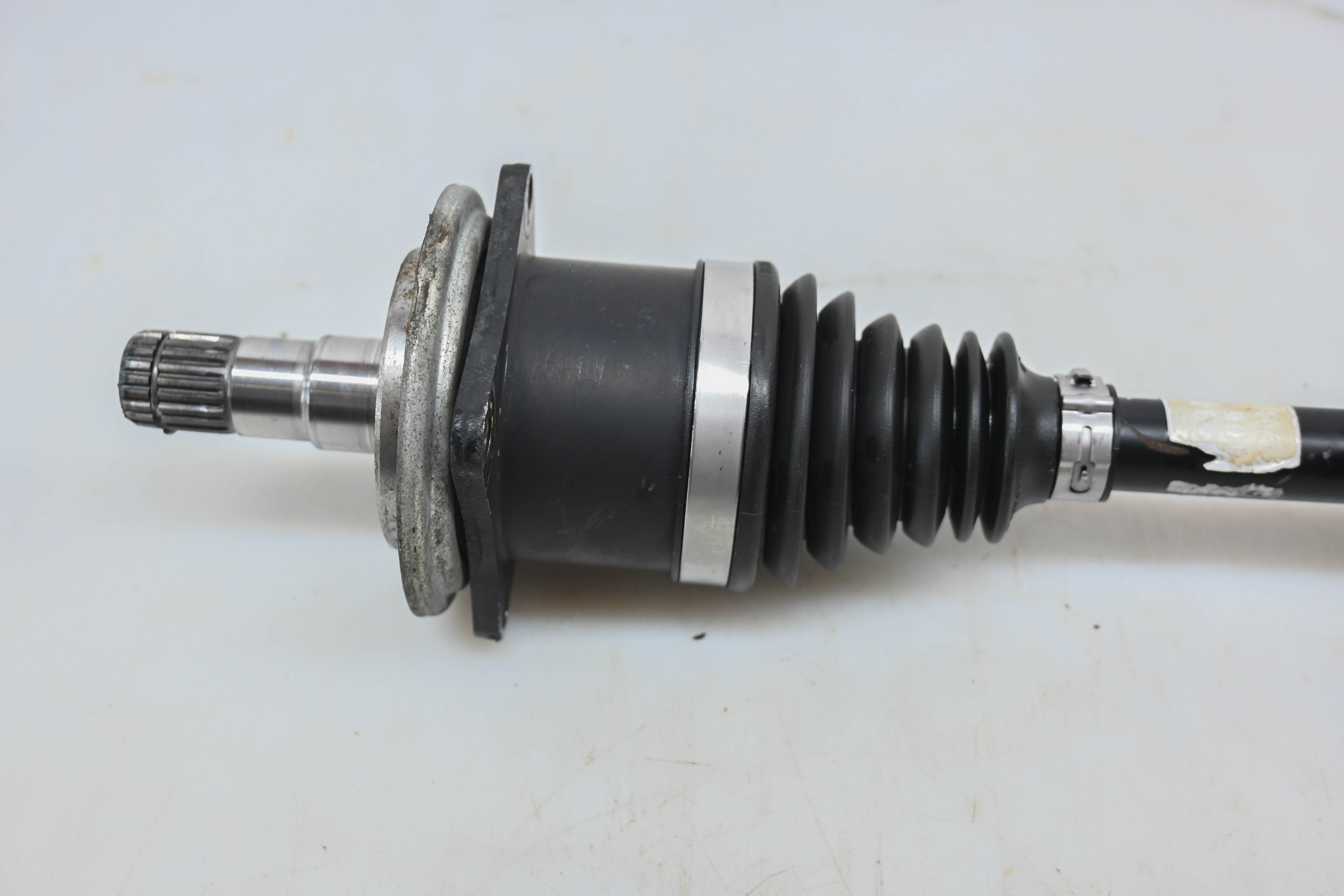 11 Can-Am Outlander 500 Max XT Front Left Cv Axle