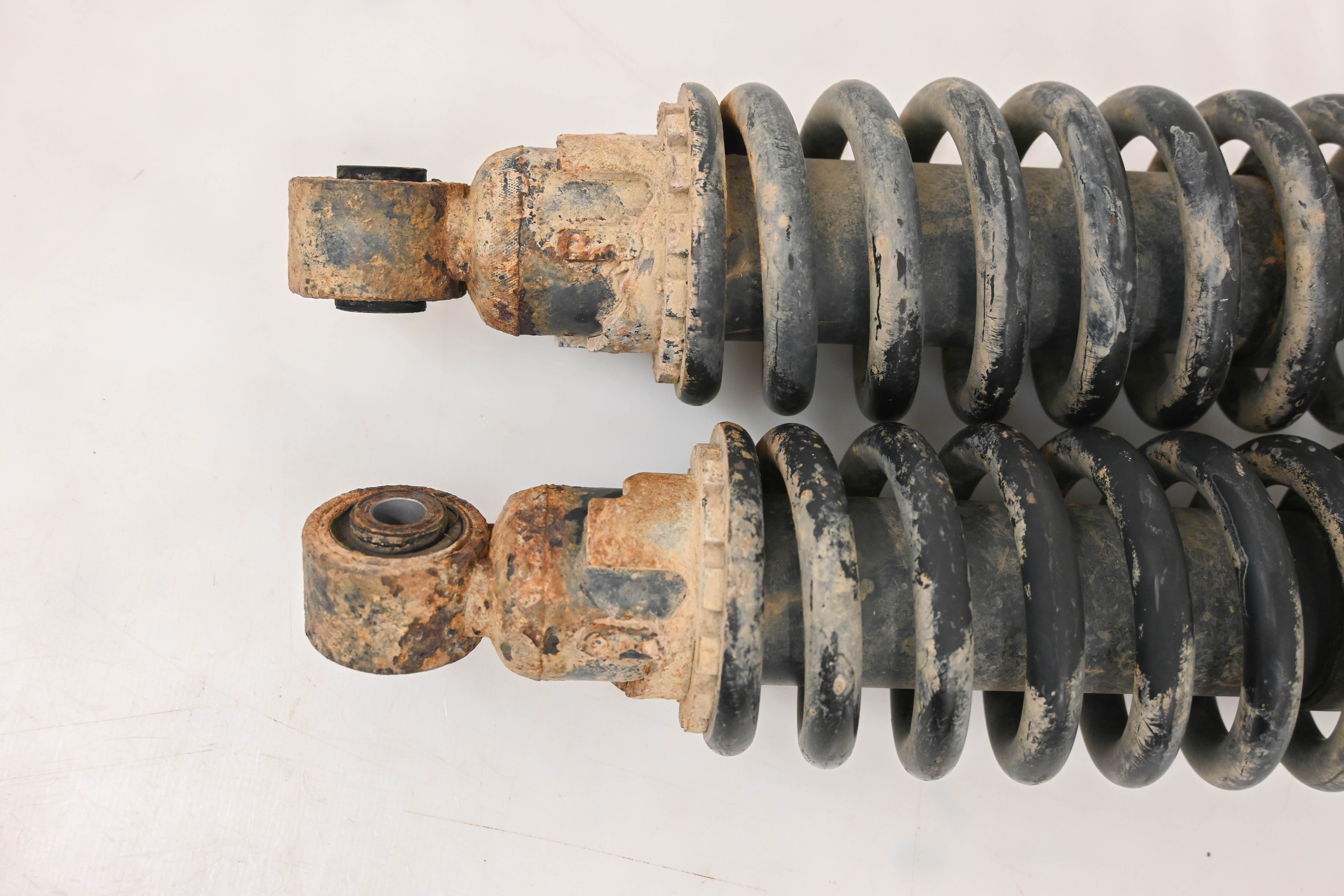 21 Kawasaki Mule Pro-DXT Rear Shocks Suspension Left & Right KAF1000