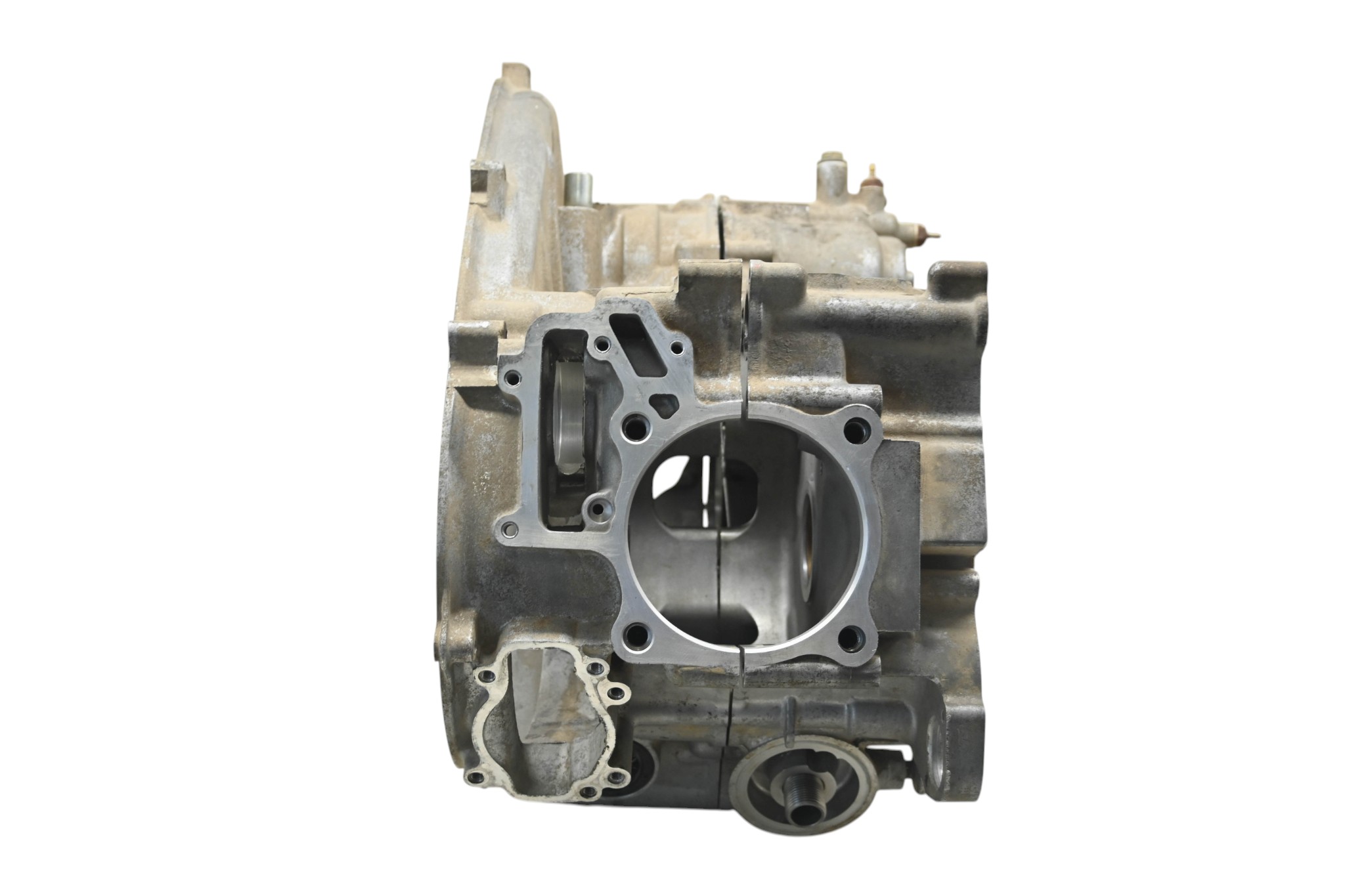 07 Kawasaki Brute Force 750 4x4i Crankcase Center Crank Case KVF750